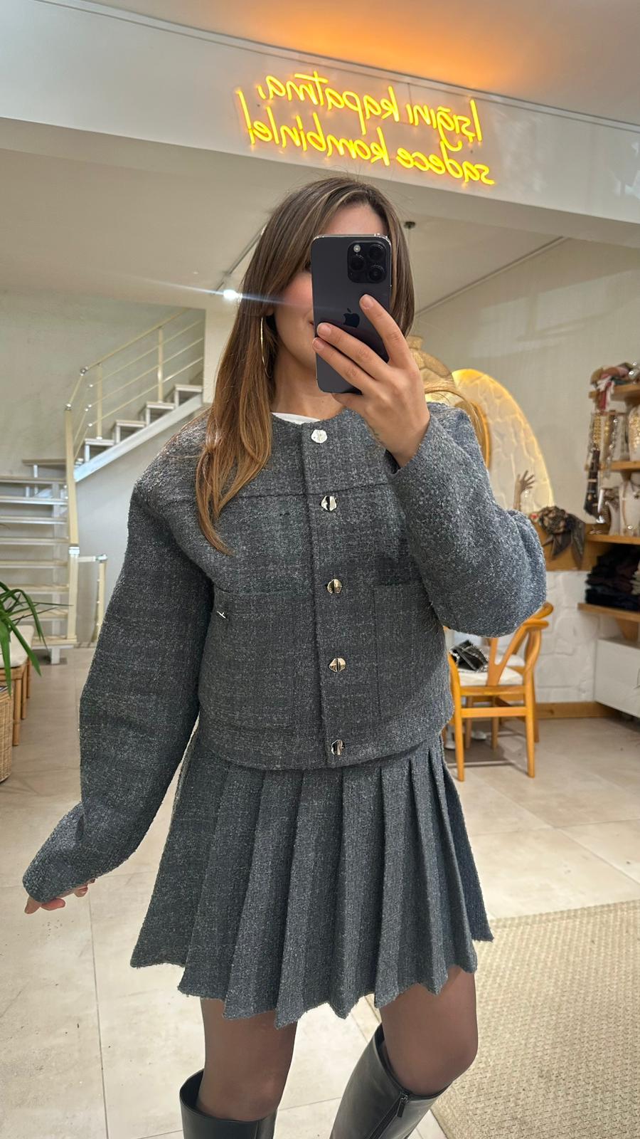 Düğme Detaylı Ceket