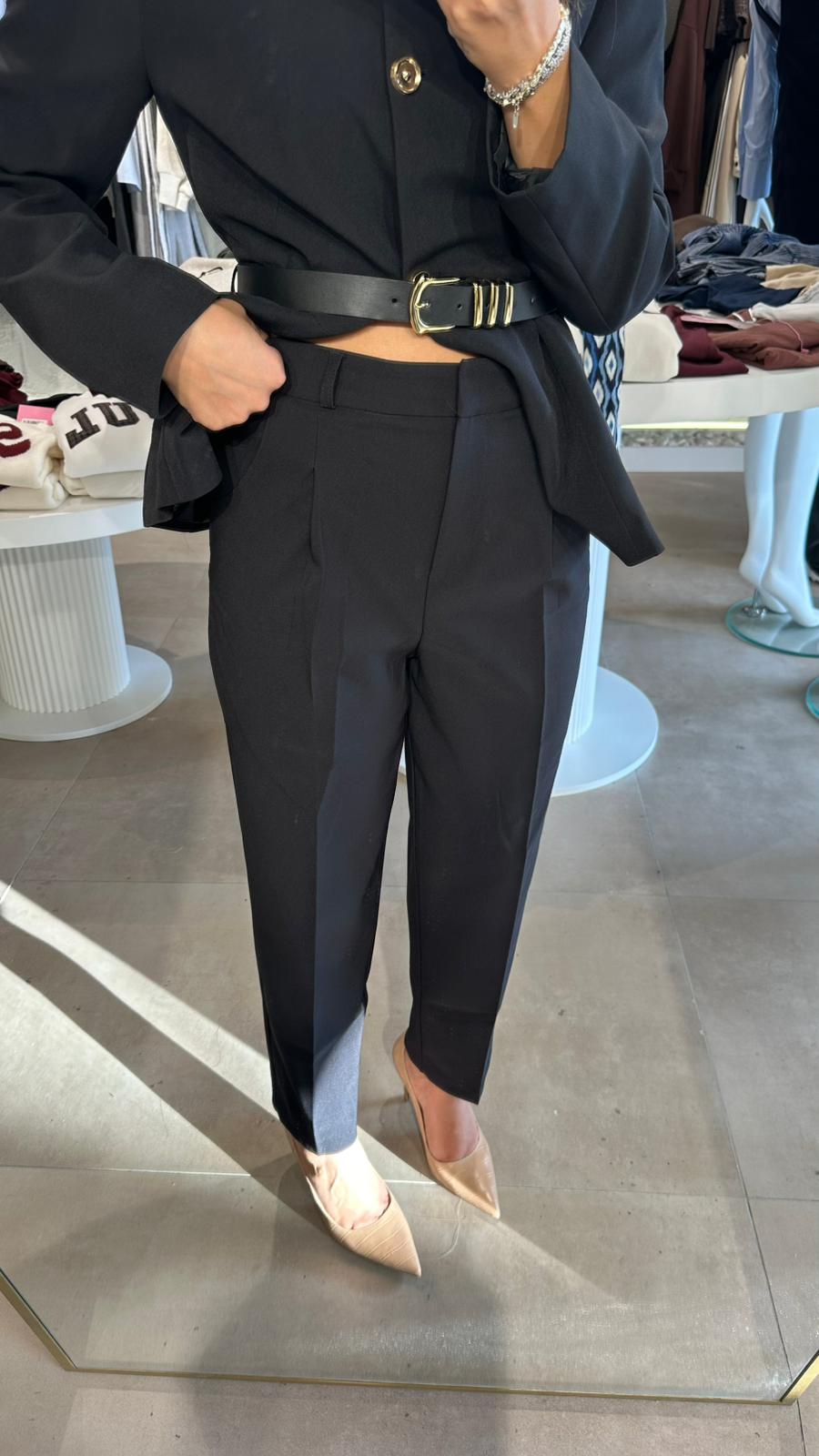 Gold Düğmeli Kemerli Blazer Ceket Pantolon Takım