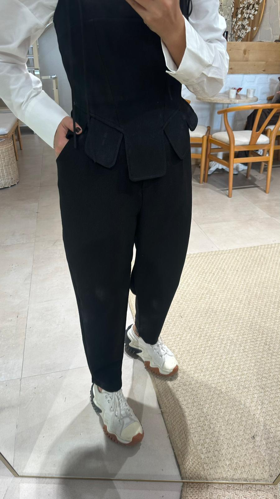 Yüksek Bel Pileli Havuç Pantolon - Siyah