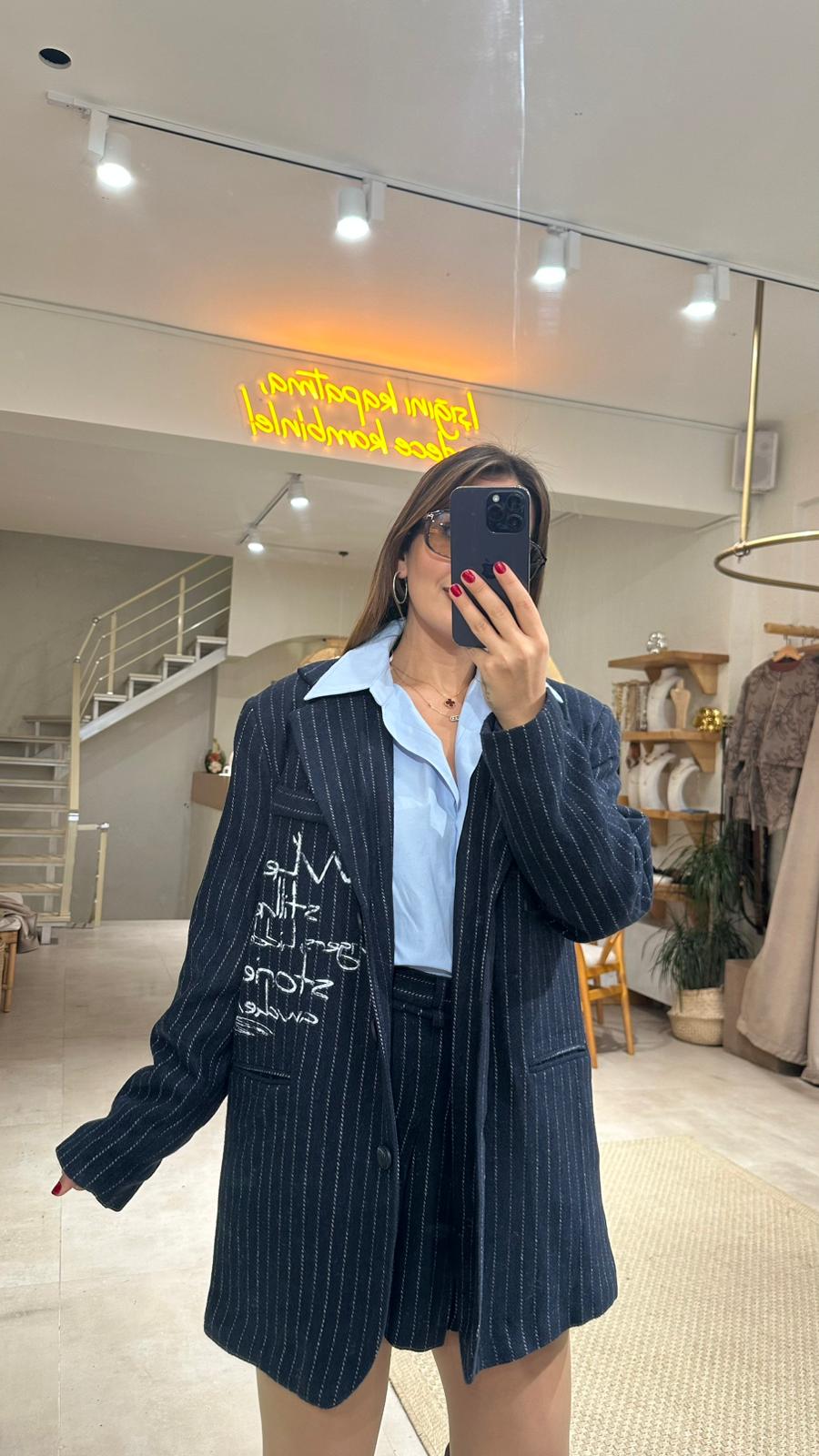 Baskılı Lacivert Kaşe Blazer