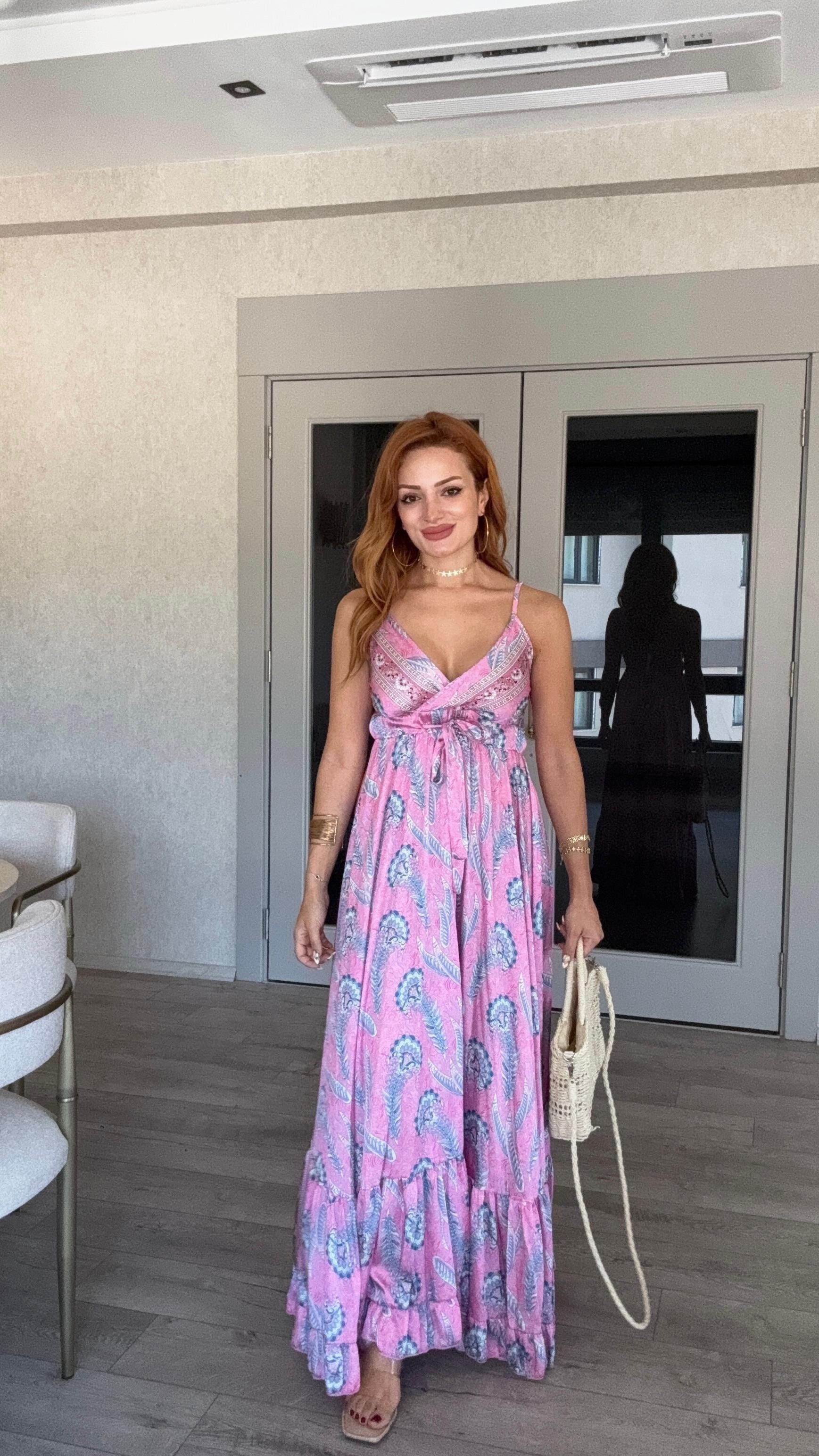 Uzun saten elbise 