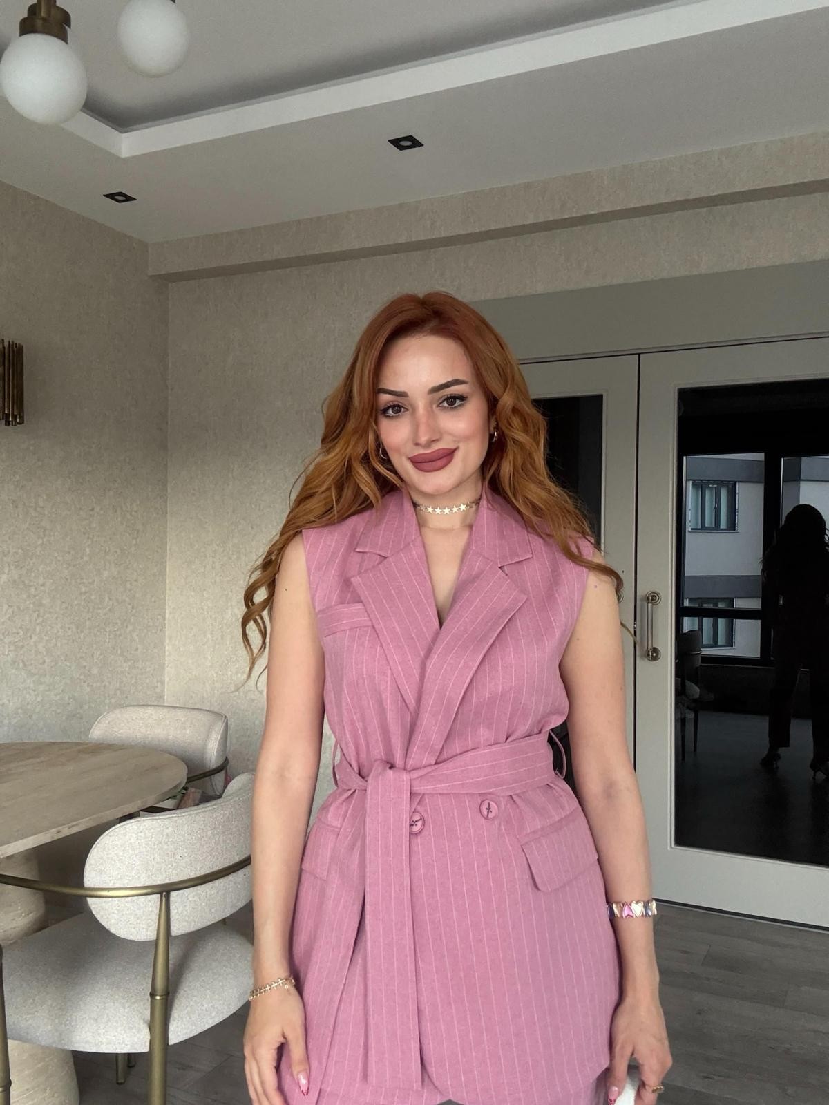 Pembe Yelekli Pantolon Takım 