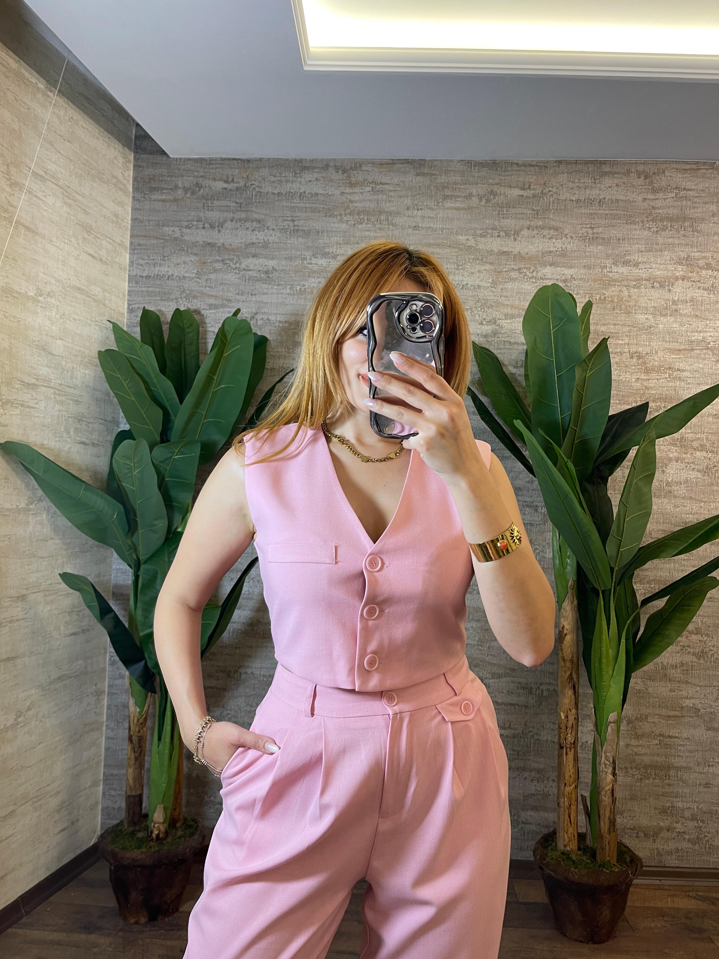 Pembe Yelek
