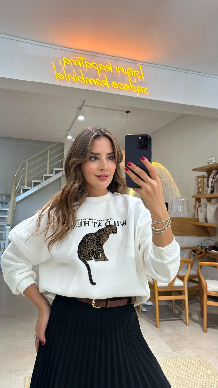 Leopar Sloganlı Sweat