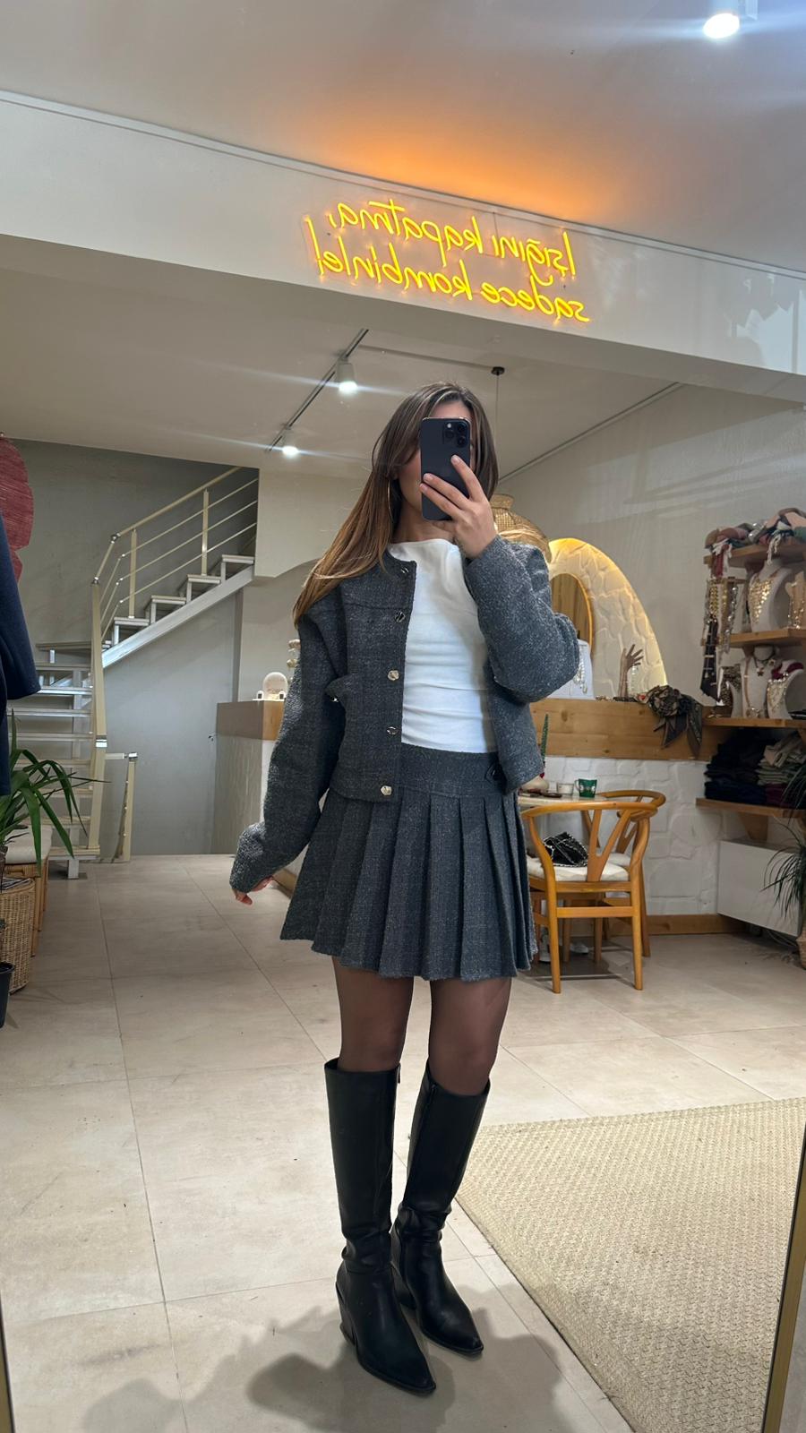 Düğme Detaylı Ceket