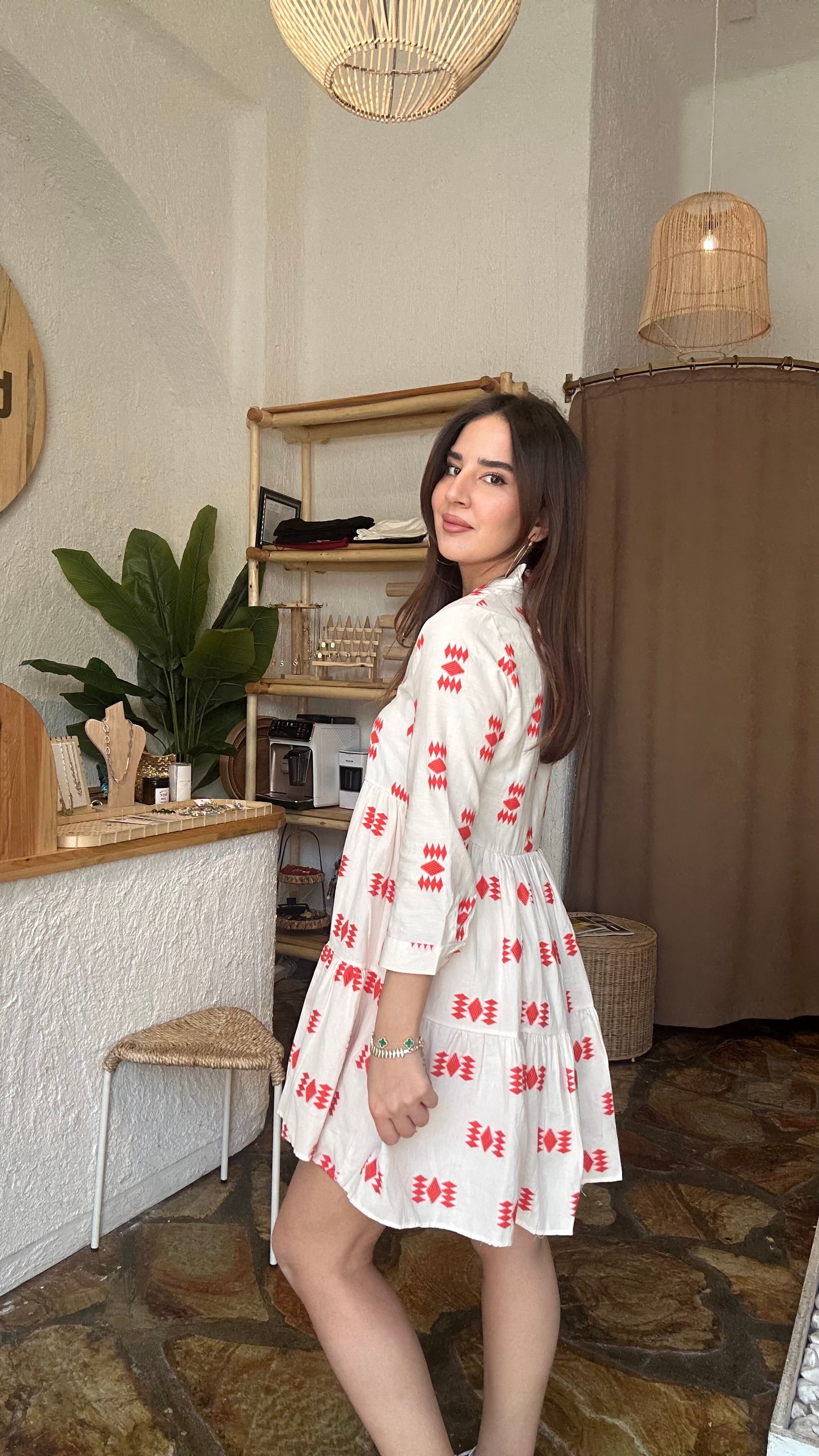 Monica Elbise 