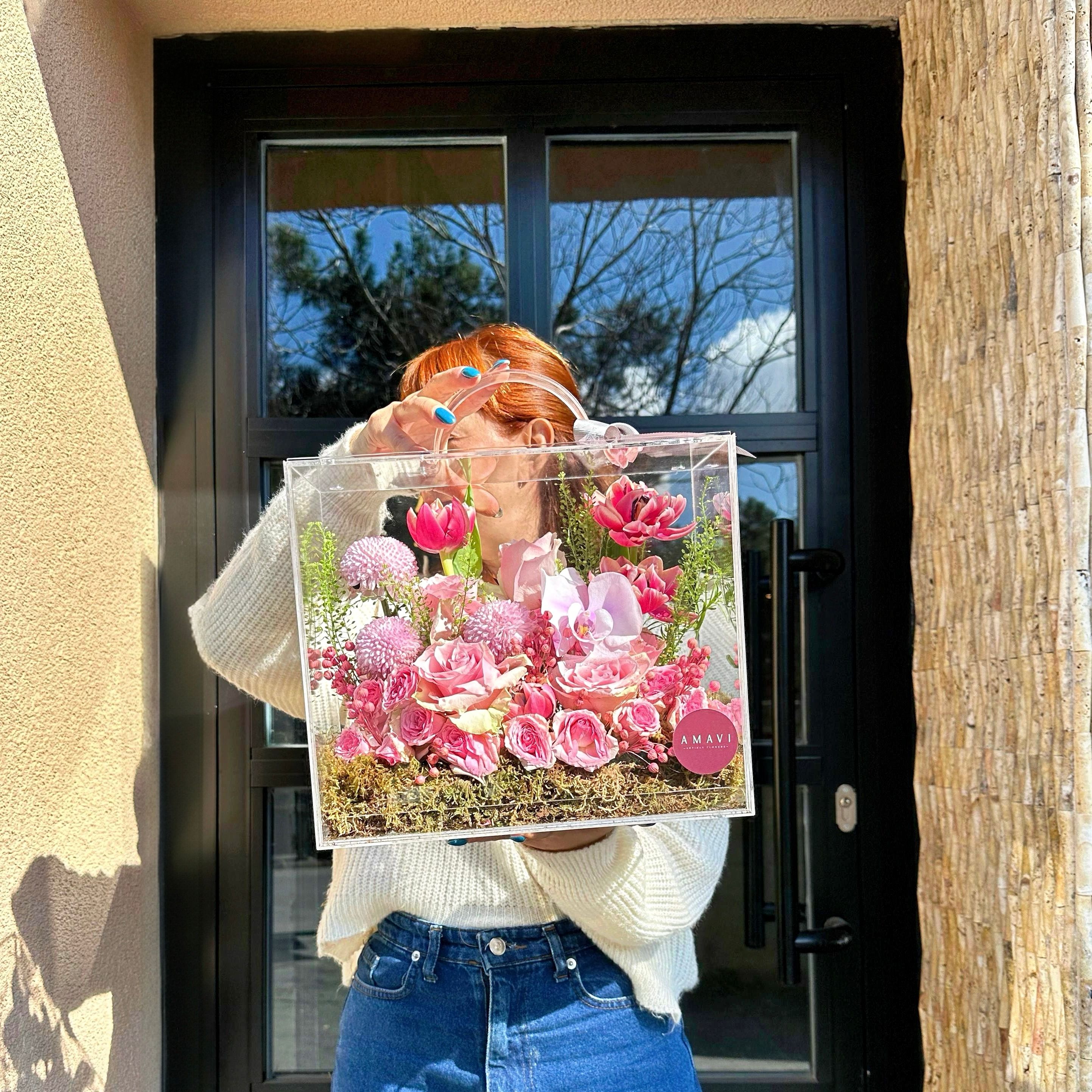 Pretty in Pink Bloom Bag Pleksi Çantada Pembe Laleler