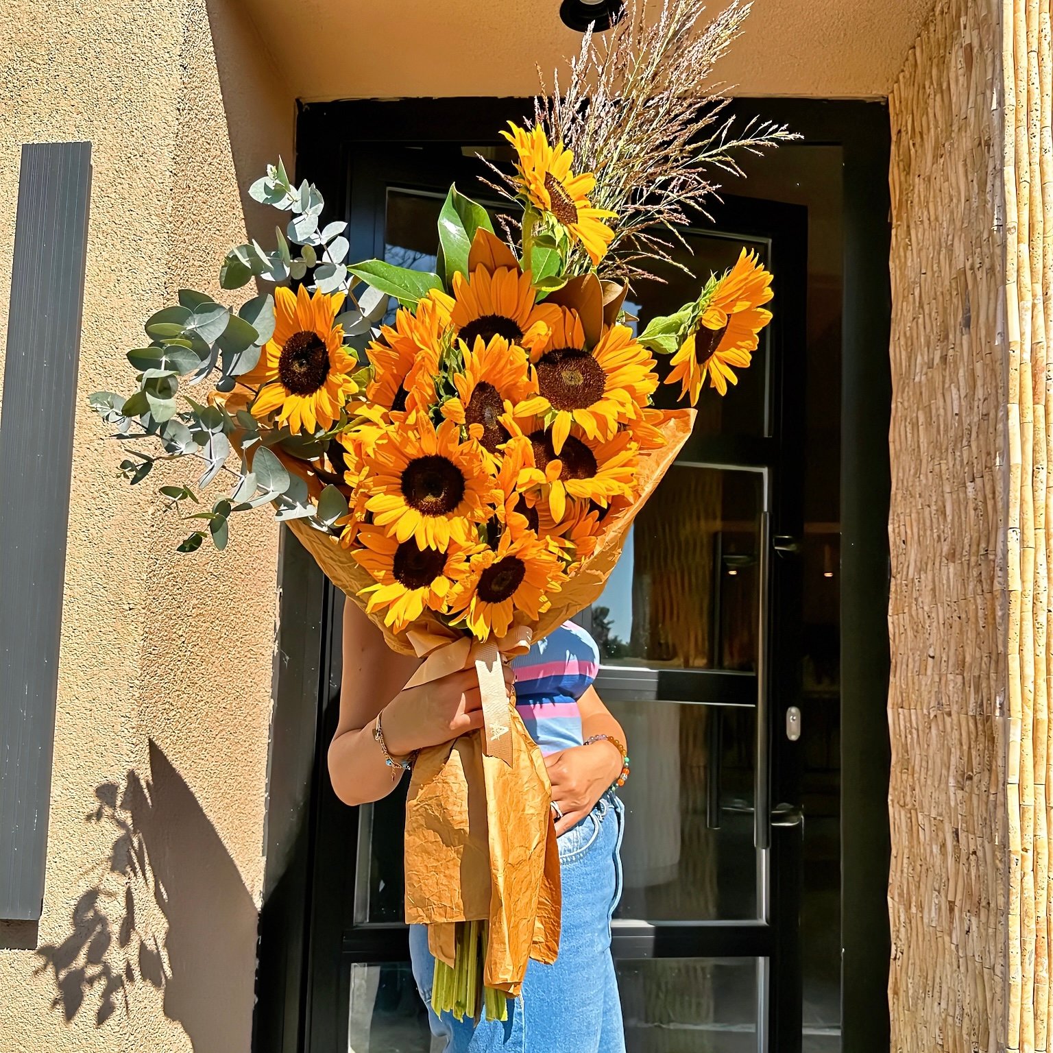 Happy Sunflowers Ayçiçek Buketi