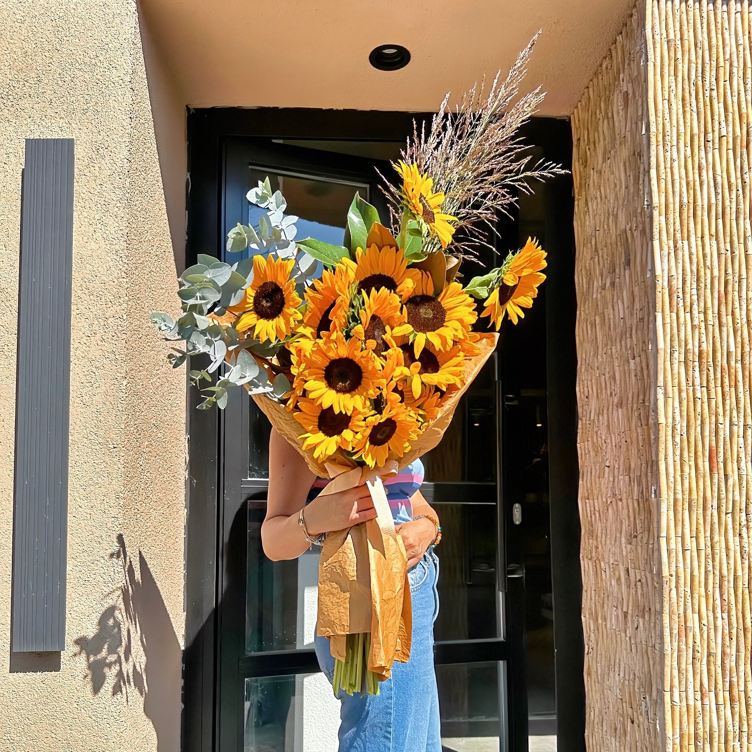 Happy Sunflowers Ayçiçek Buketi