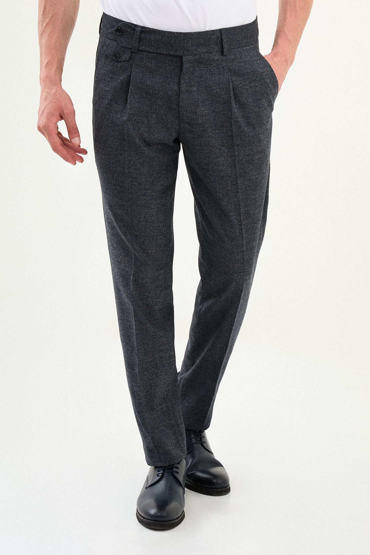 Dokulu Slimfit Pileli Erkek Pantolon - Lacivert