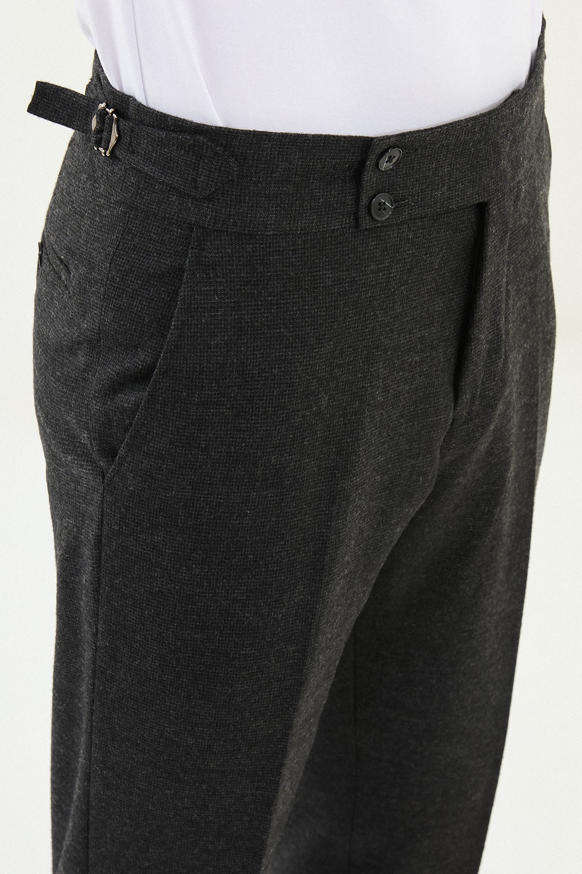 Kareli Slim Fit Beli Tokalı Yün Erkek Pantolon