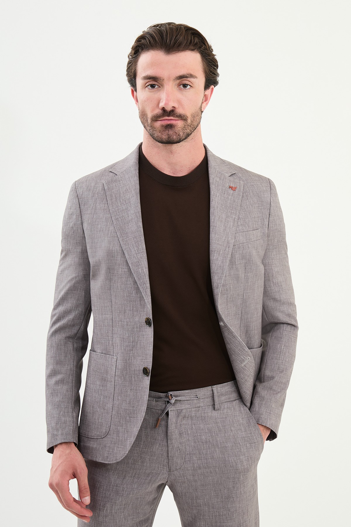 Kırçıllı Slim Fit Torba Cep Mono Yaka Erkek Takım Elbise - Kahverengi