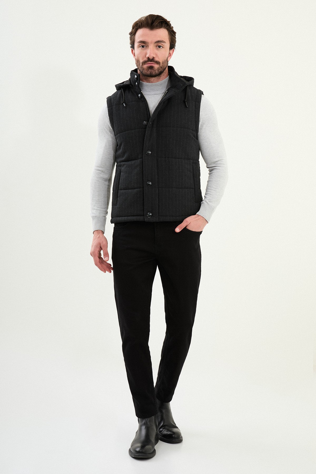 Çizgili Slim Fit Kapşonlu Şişme Erkek Yelek