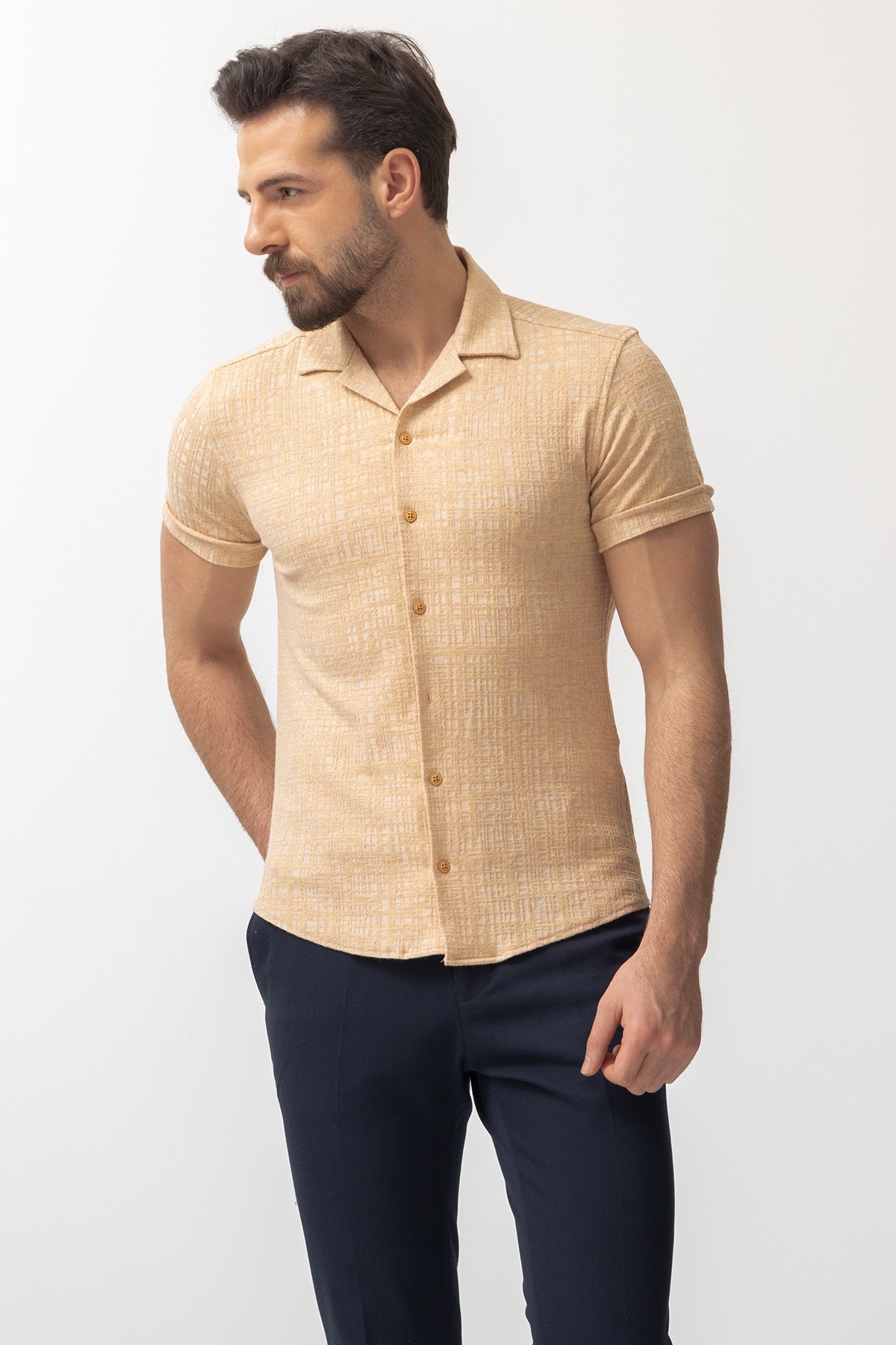 Desenli Slim Fit Kısa Kollu Apaç Yaka Erkek Gömlek - Bej