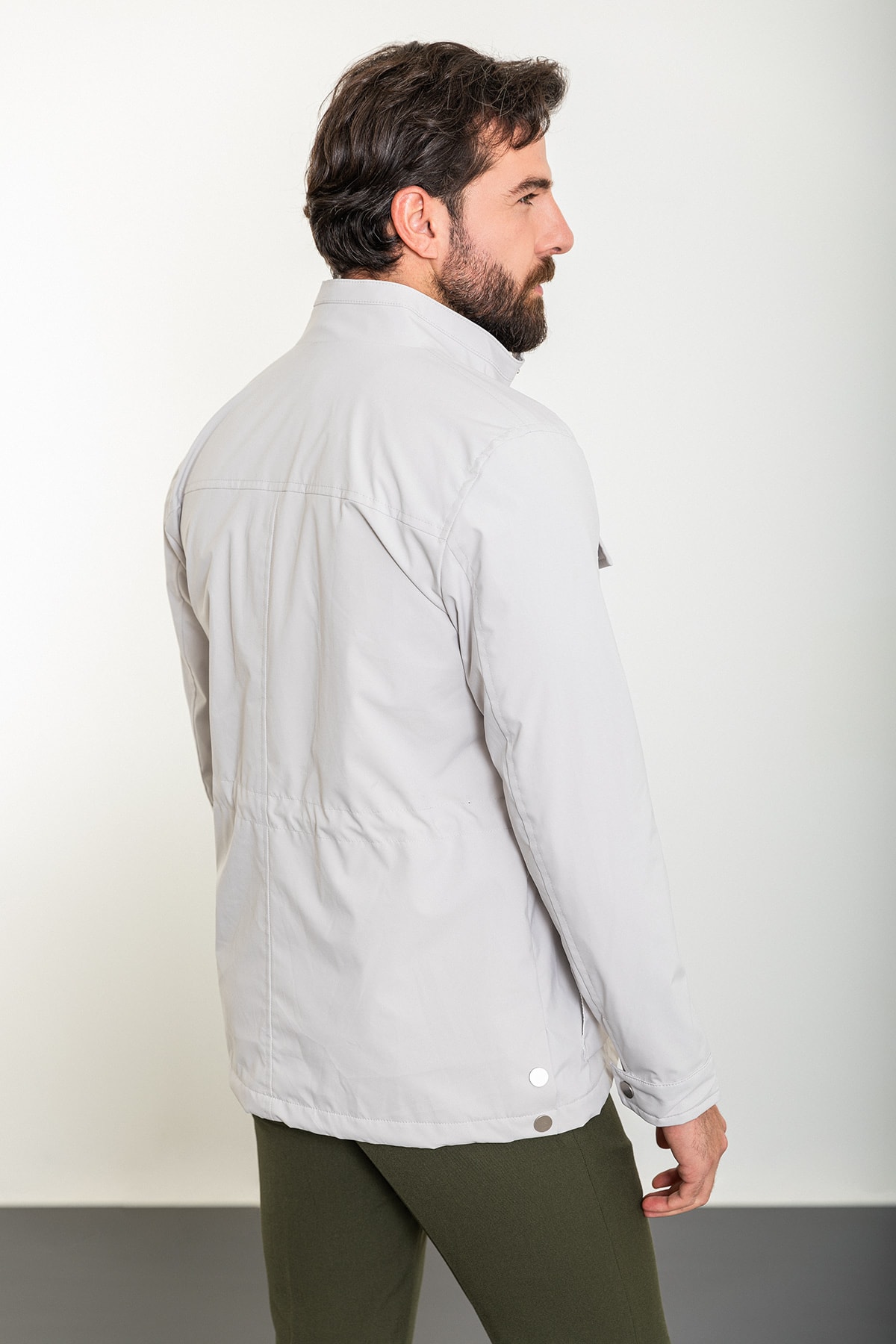 Düz Slim Fit Torba Cep Hakim Yaka Erkek Trenchcoat