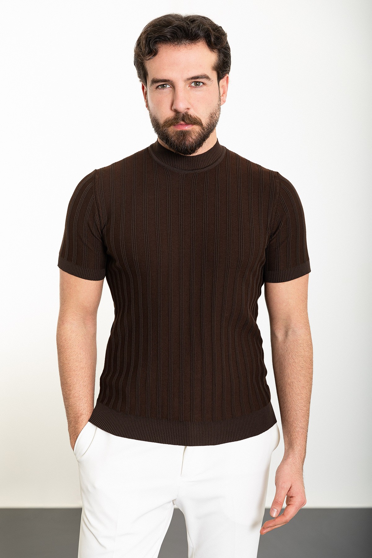 Çizgili Slim Fit Yarım Balıkçı Yaka Erkek Triko T-Shirt - Kahverengi