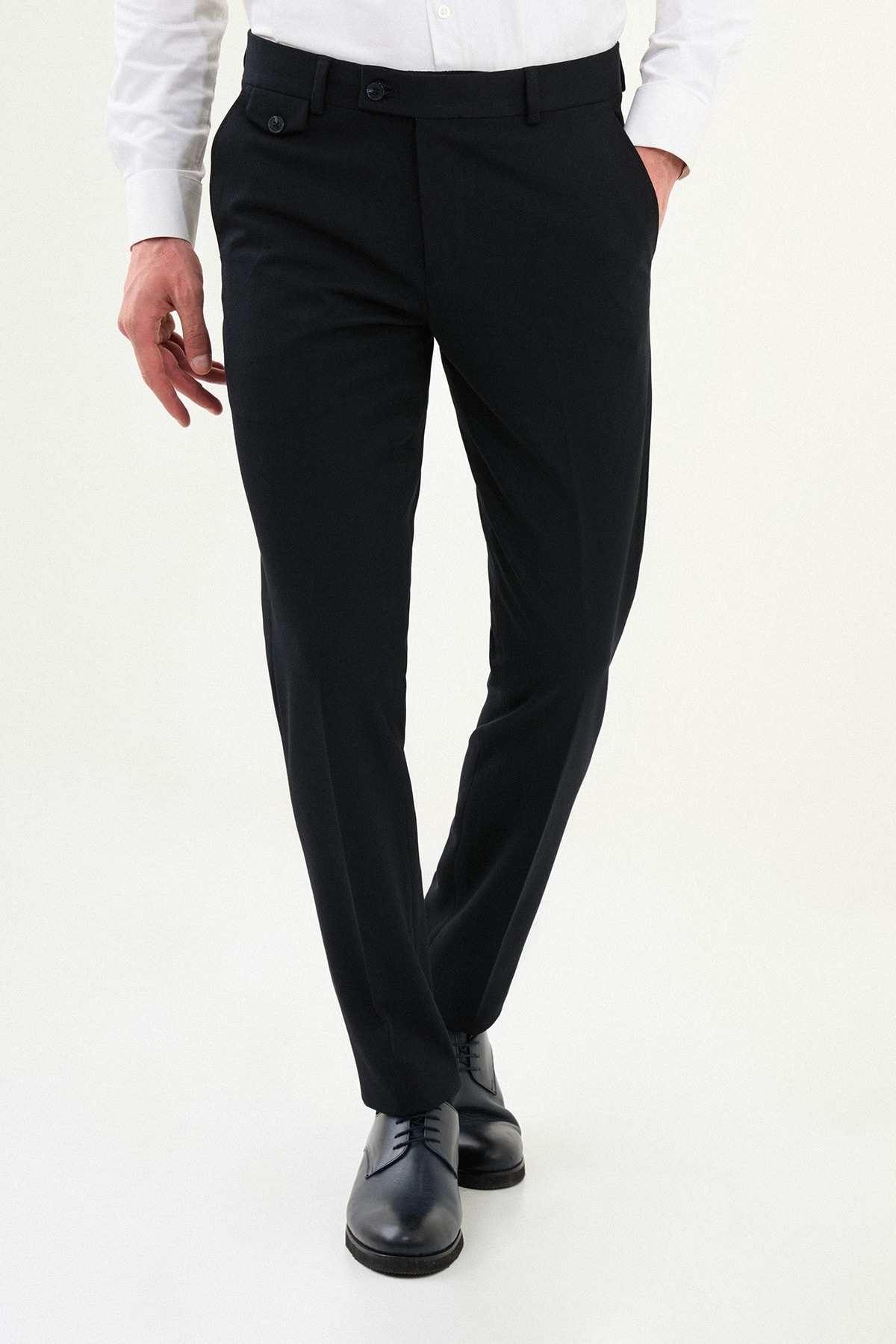 Düz Super Slim Fit Cep Detaylı Erkek Pantolon - Lacivert