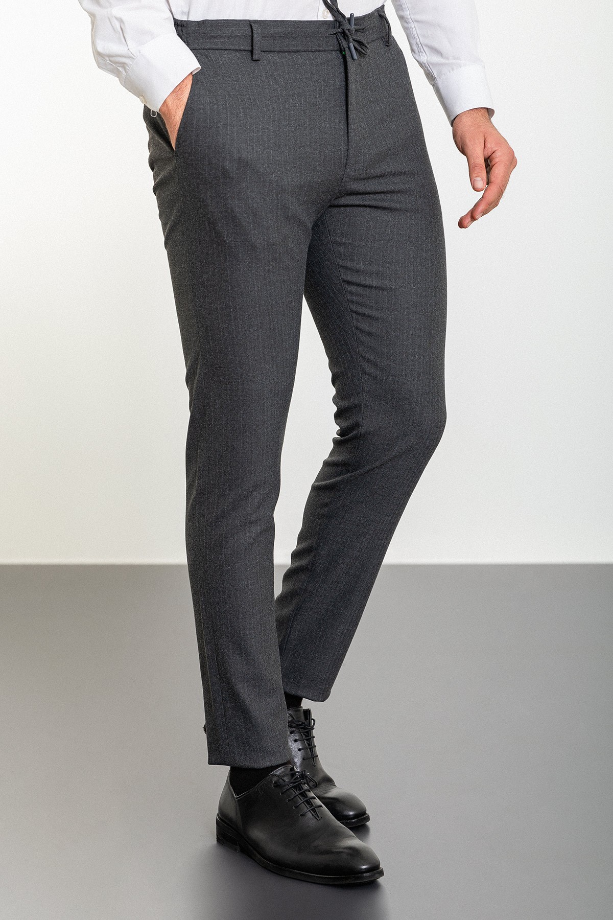 Çizgili Super Slim Fit Beli Lastikli İpli Erkek Pantolon - Gri