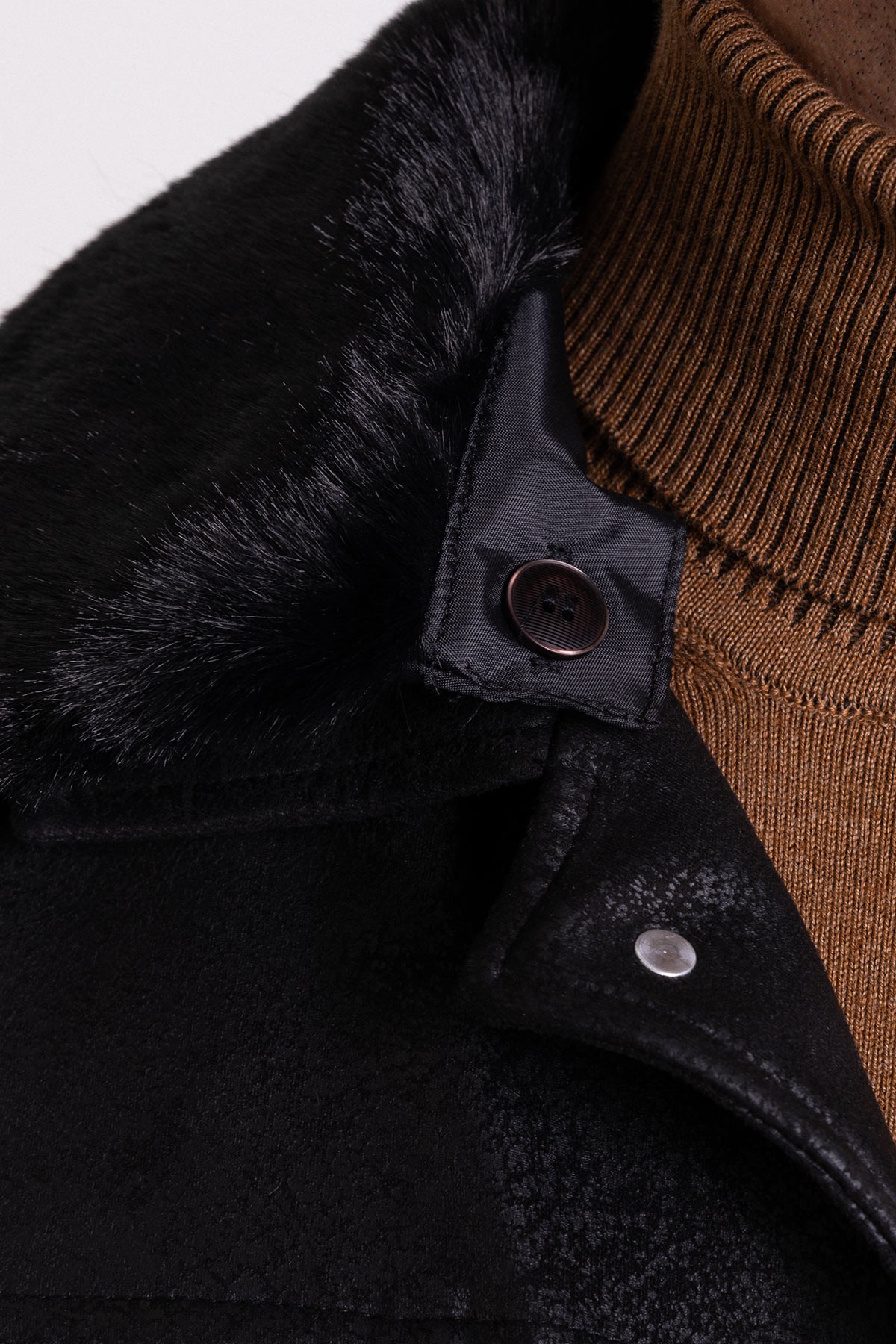 Slim Fit Kürk Detaylı Gömlek Yaka Nubuk Erkek Mont
