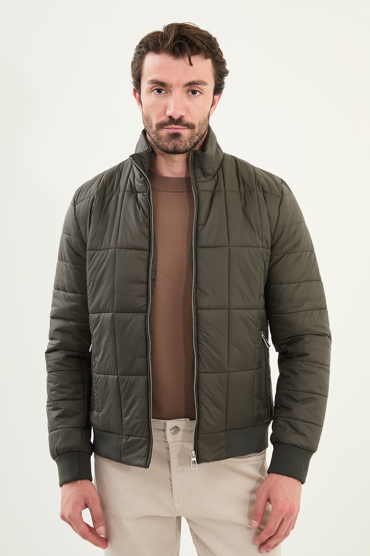 Kapitone Slim Fit Hakim Yaka Şişme Erkek Mont - Haki