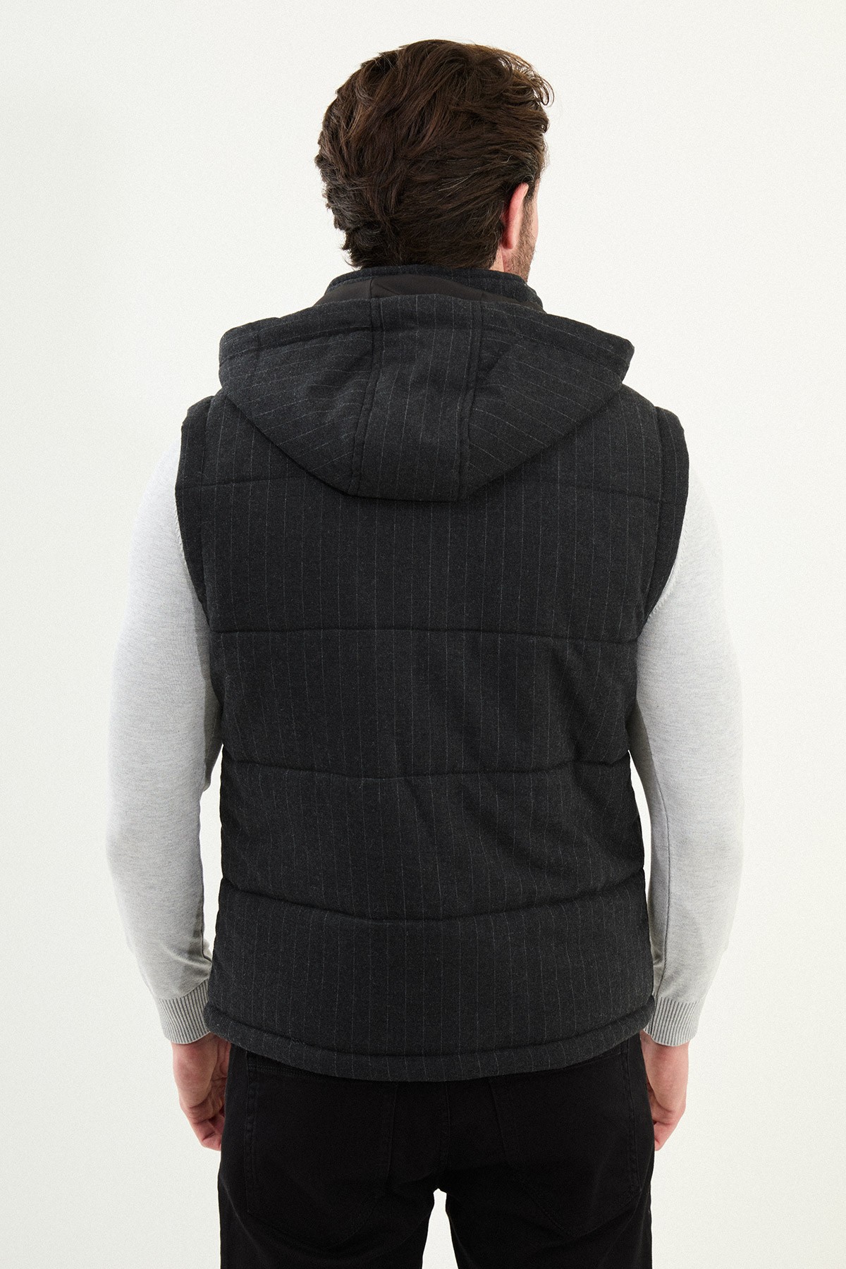 Çizgili Slim Fit Kapşonlu Şişme Erkek Yelek