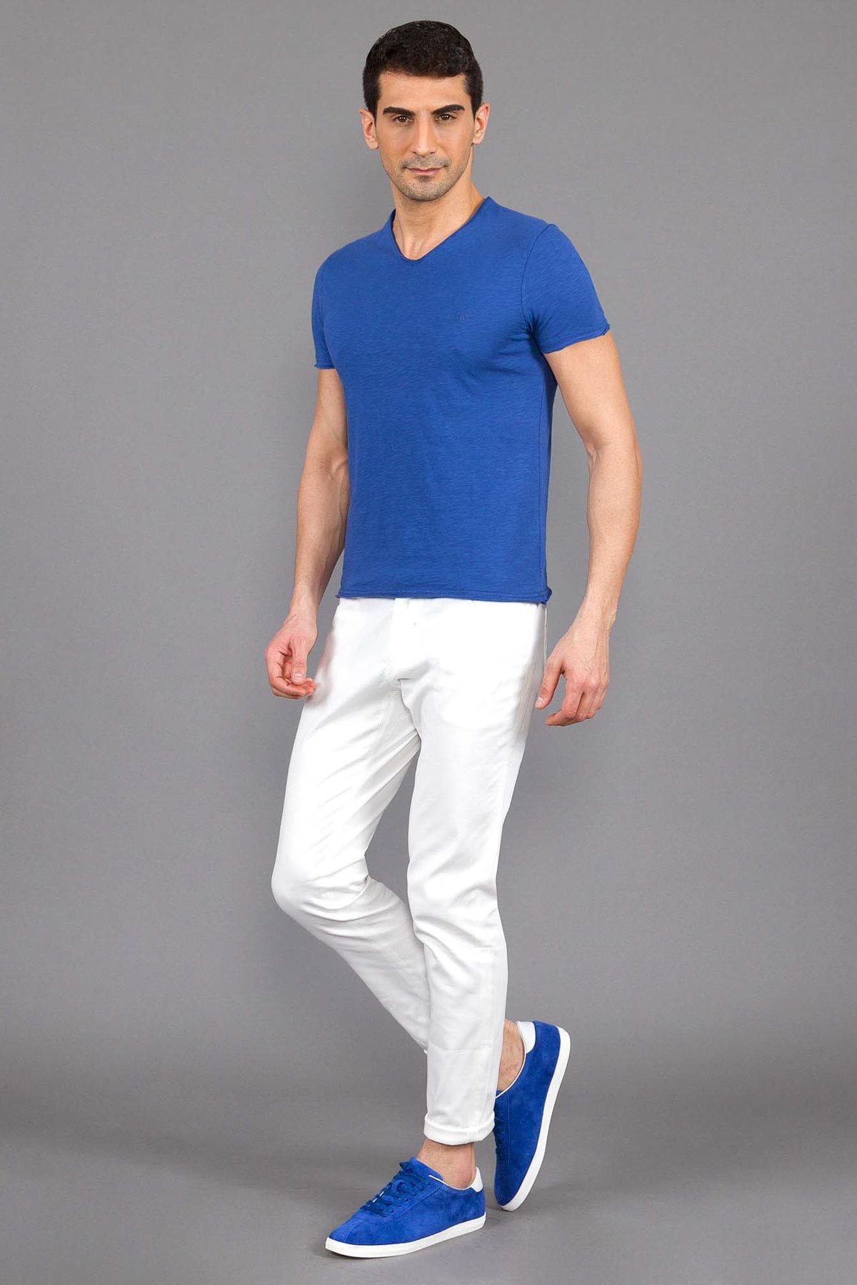 Desenli Slim Fit V Yaka Basic Erkek T-Shirt - İndigo