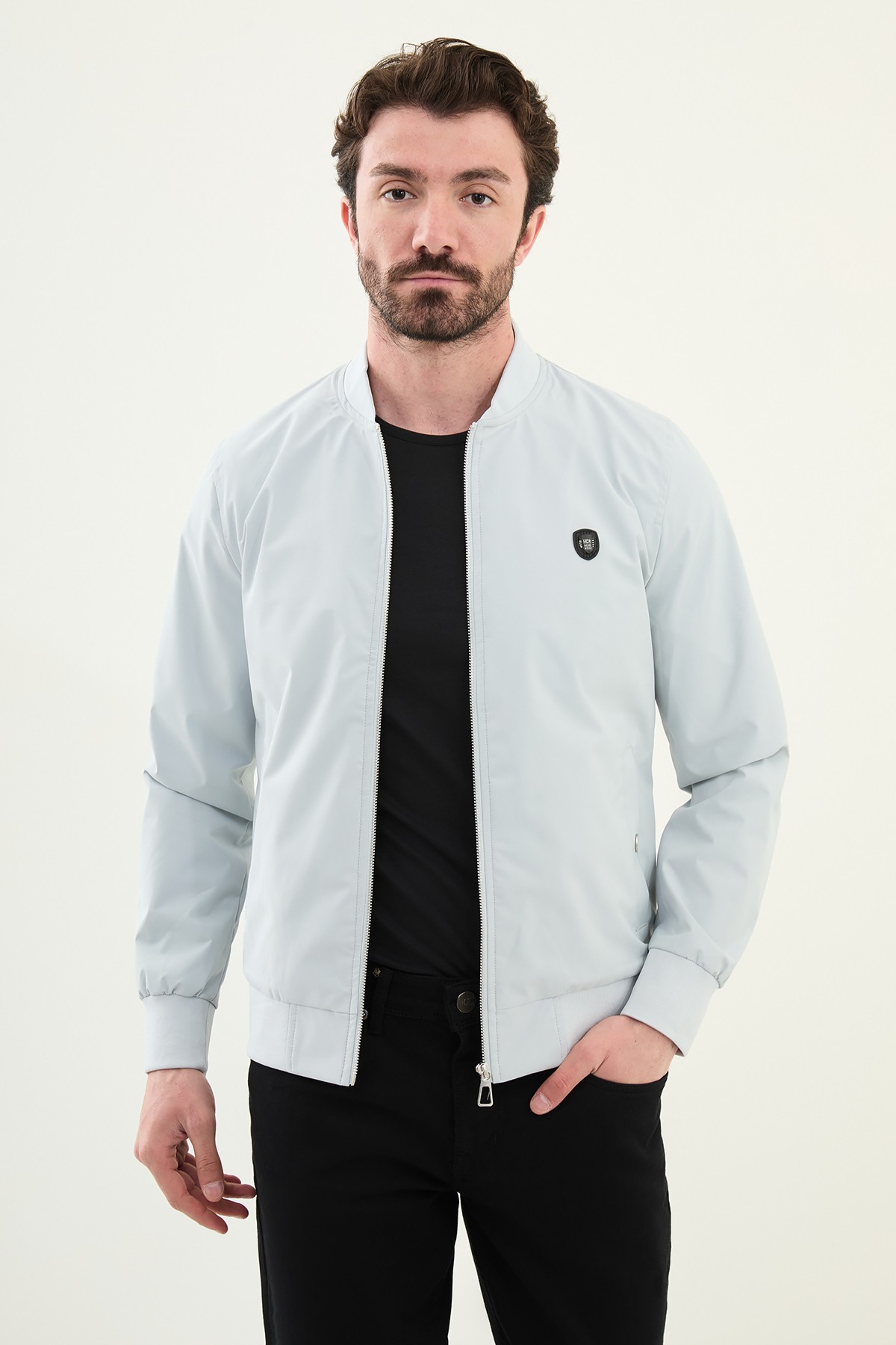 Mont Pilot Yaka - Taş