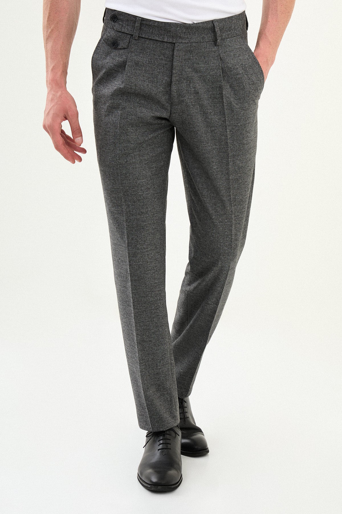 Dokulu Slimfit Pileli Erkek Pantolon - Siyah