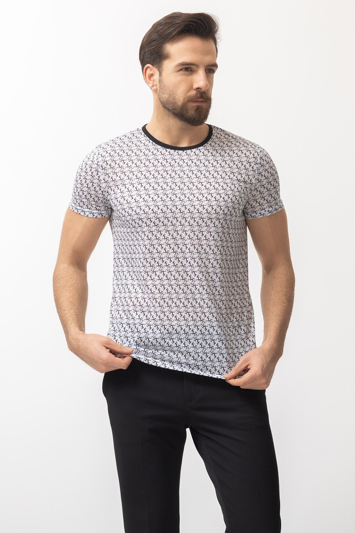 Desenli Slim Fit Bisiklet Yaka Erkek T-Shirt