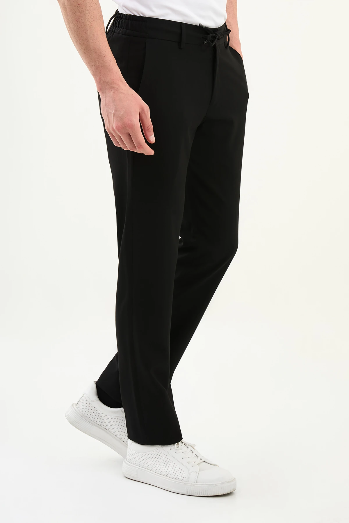 Düz Slim Fit İpli Beli Lastikli Erkek Pantolon
