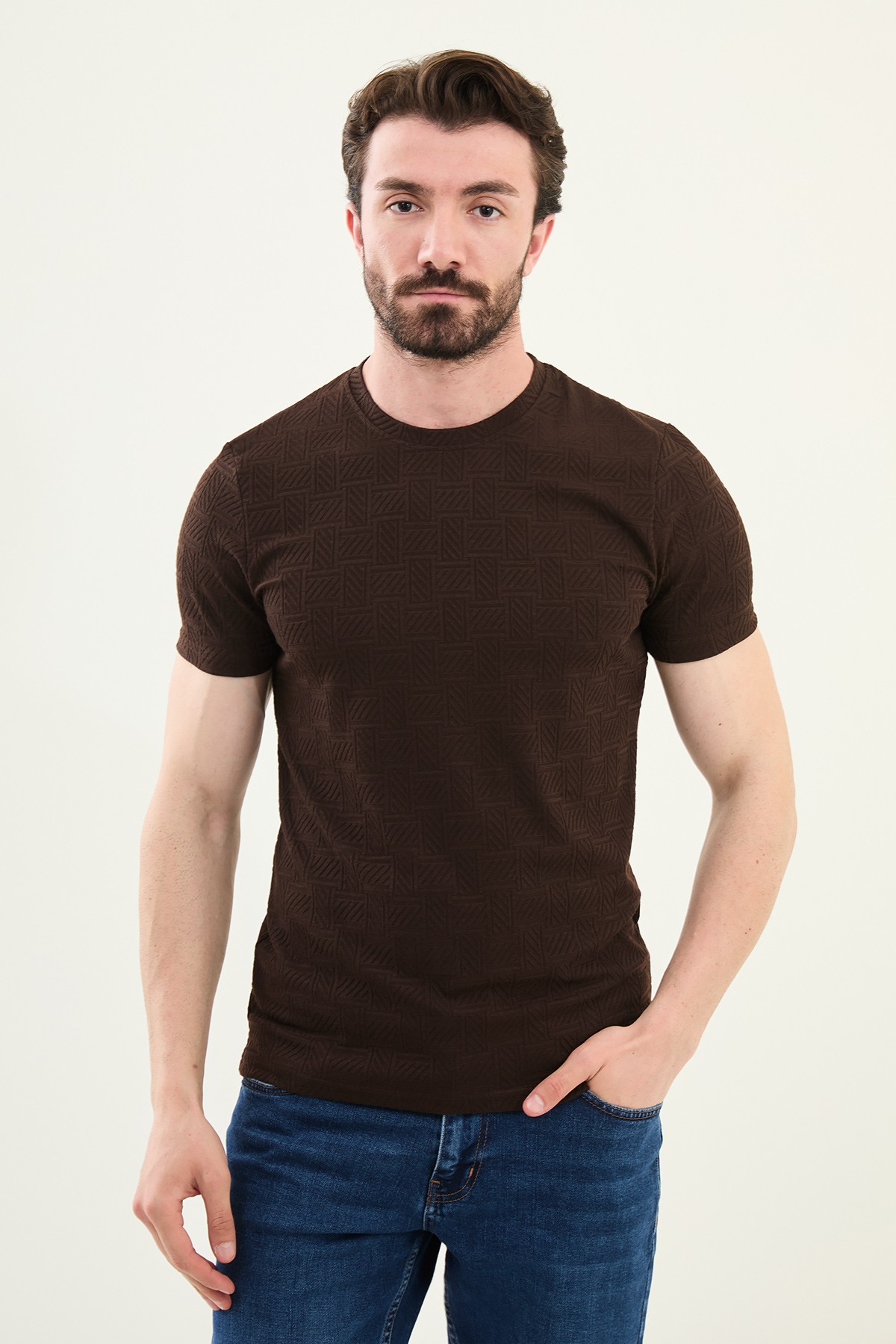 Desenli Slim Fit Bisiklet Yaka Erkek T-Shirt - Kahverengi