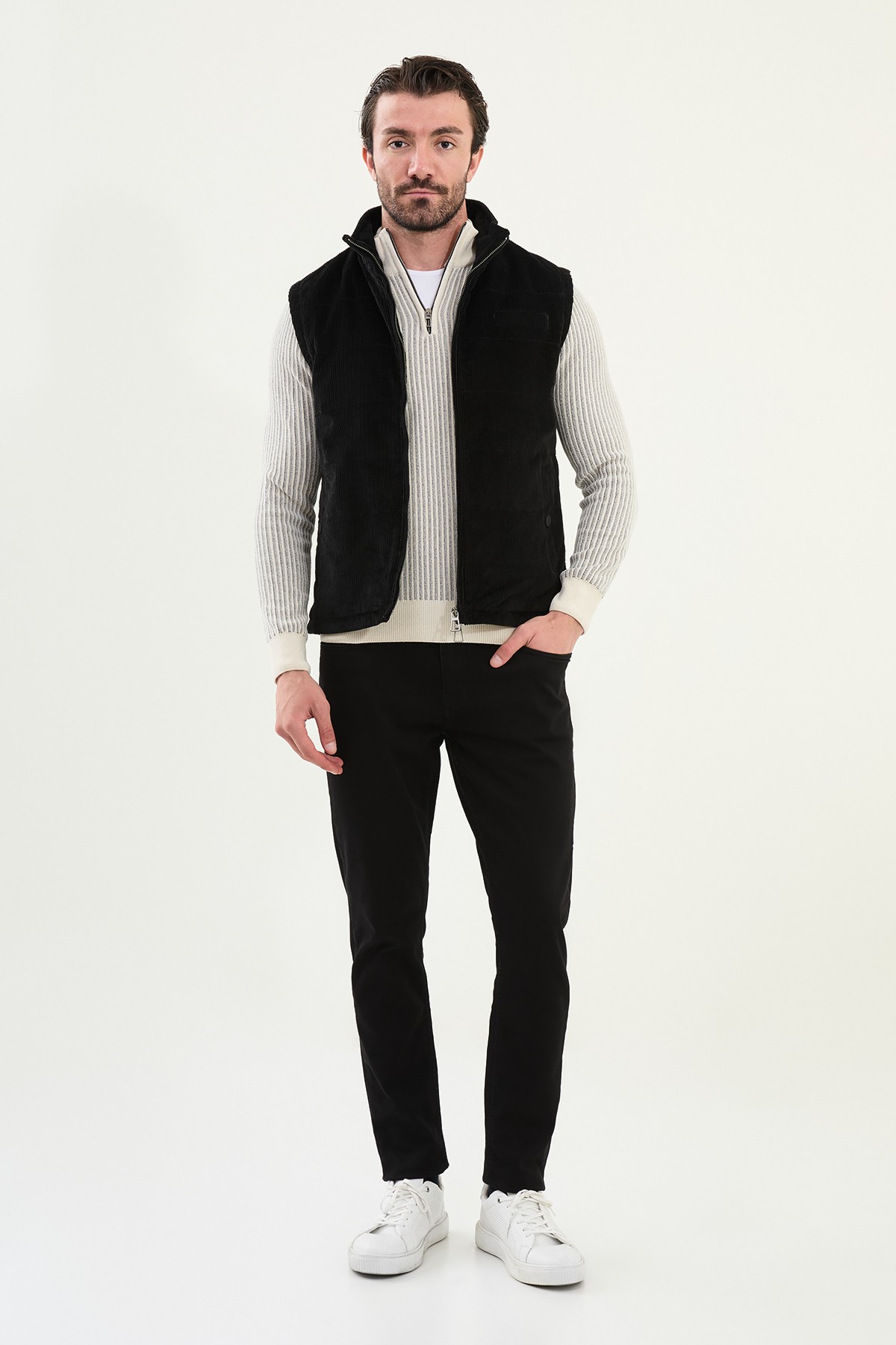 Düz Slim Fit Dik Yaka Kadife Erkek Yelek