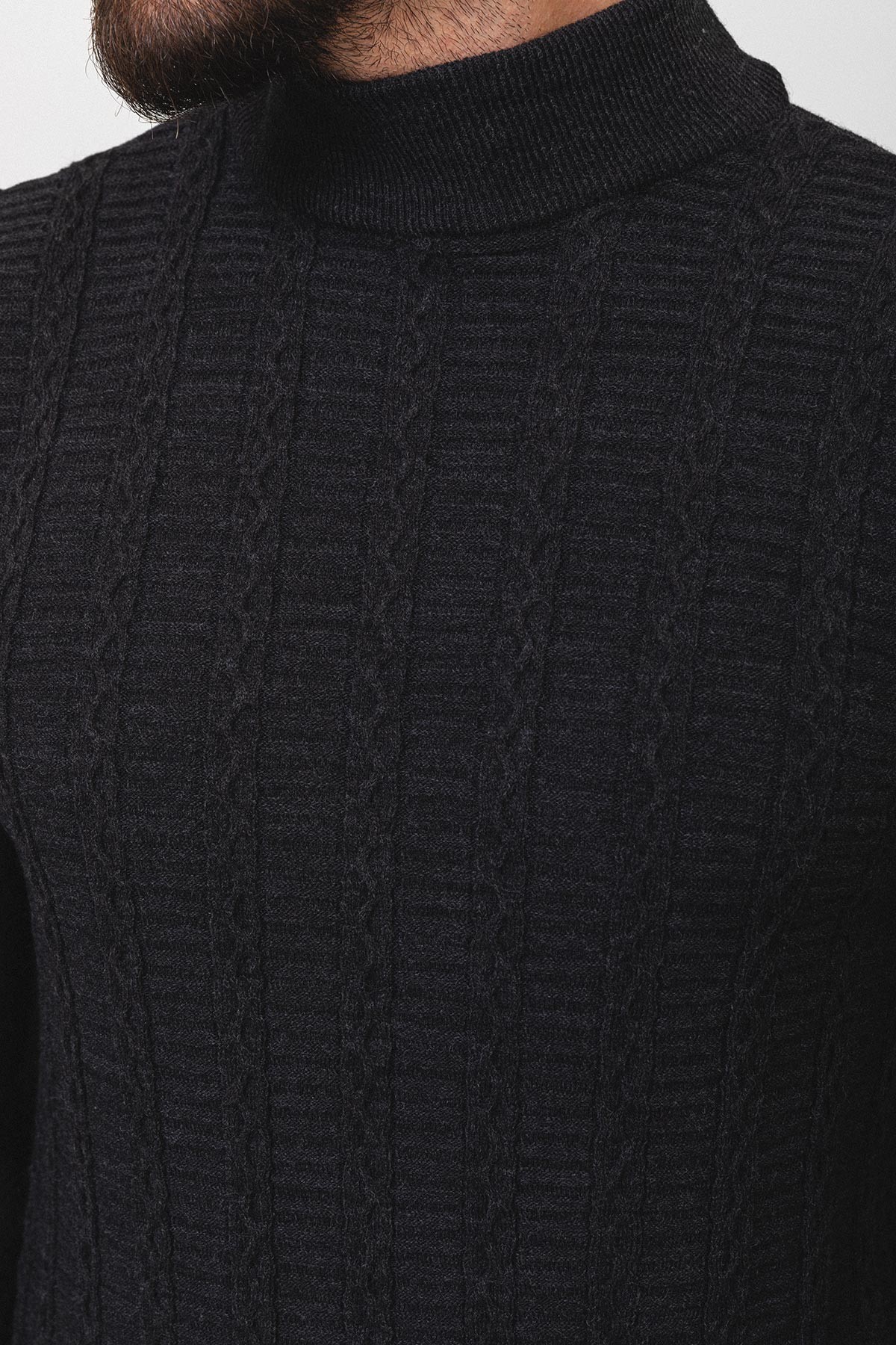 Desenli Slim Fit Yarım Balıkçı Yaka Yün Erkek Kazak