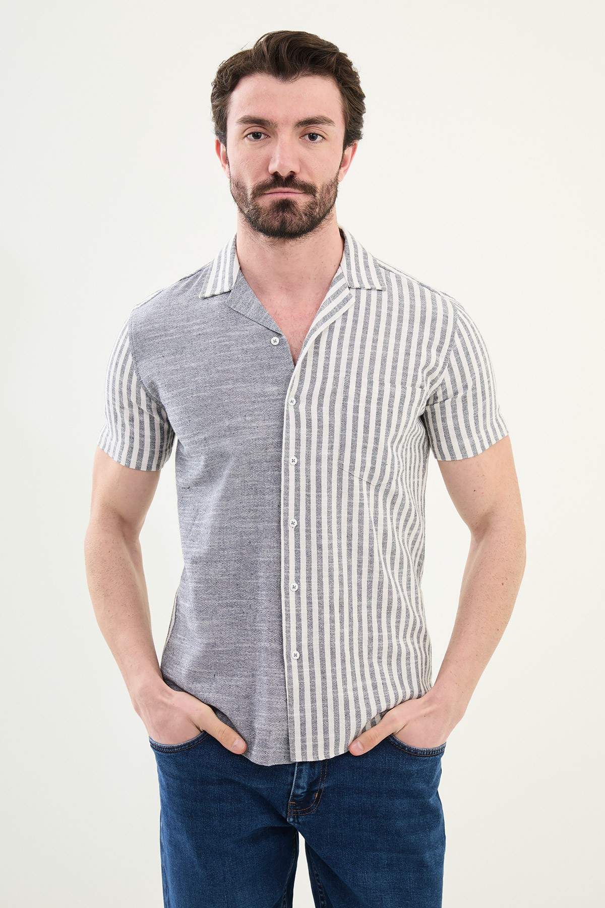 Parçalı Çizgili Slim Fit Apaç Yaka %100 Keten Kısa Kollu Erkek Gömlek - Lacivert