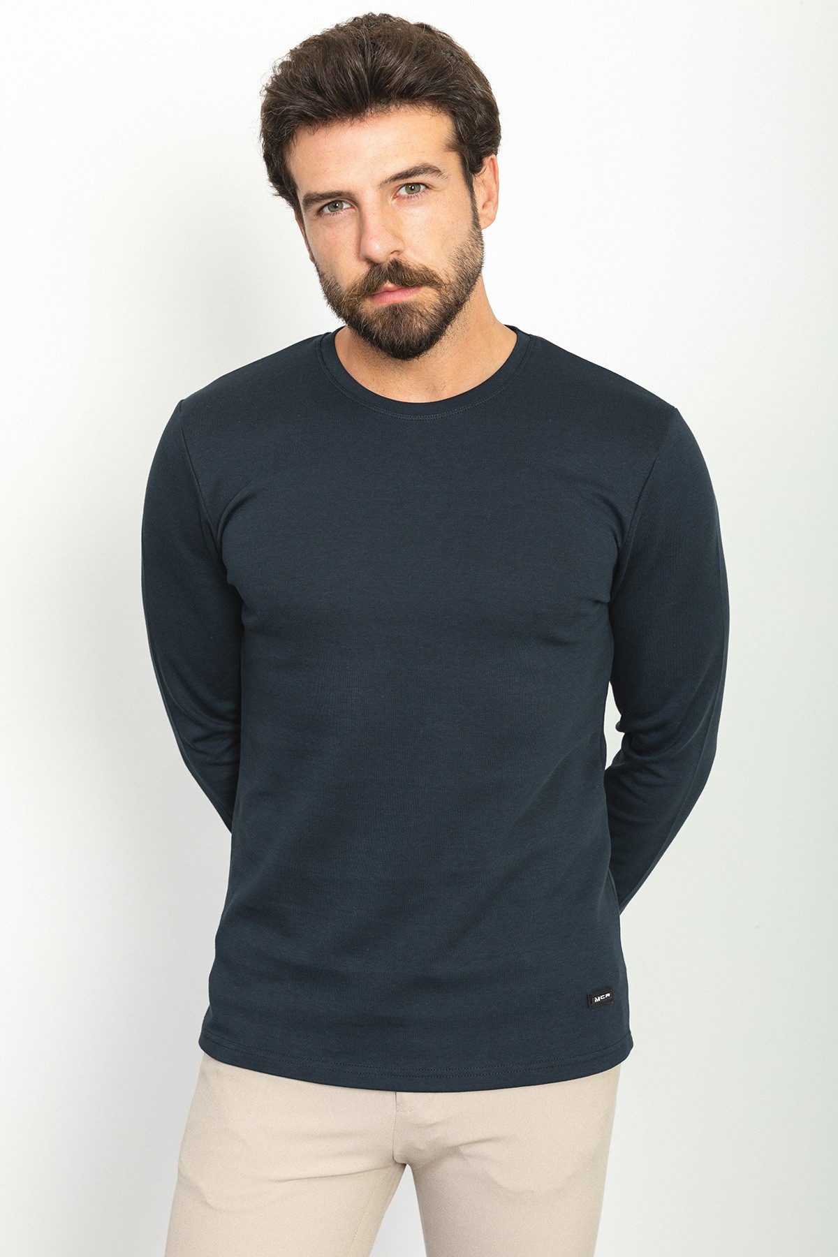 Basic Slim Fit Bisiklet Yaka Uzun Kollu Erkek T-Shirt