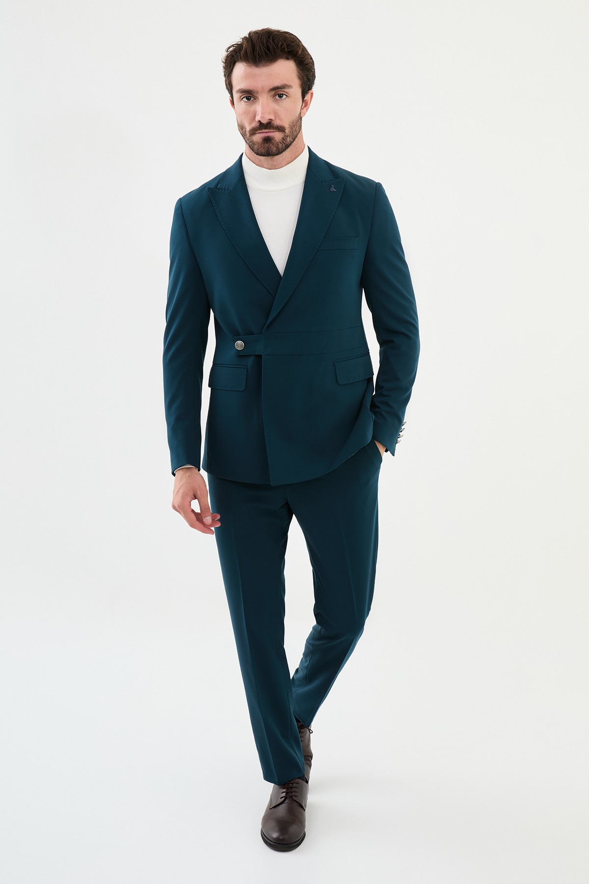 Düz Slim Fit Kemer Detaylı Geniş Yaka Kruvaze Erkek Takım Elbise