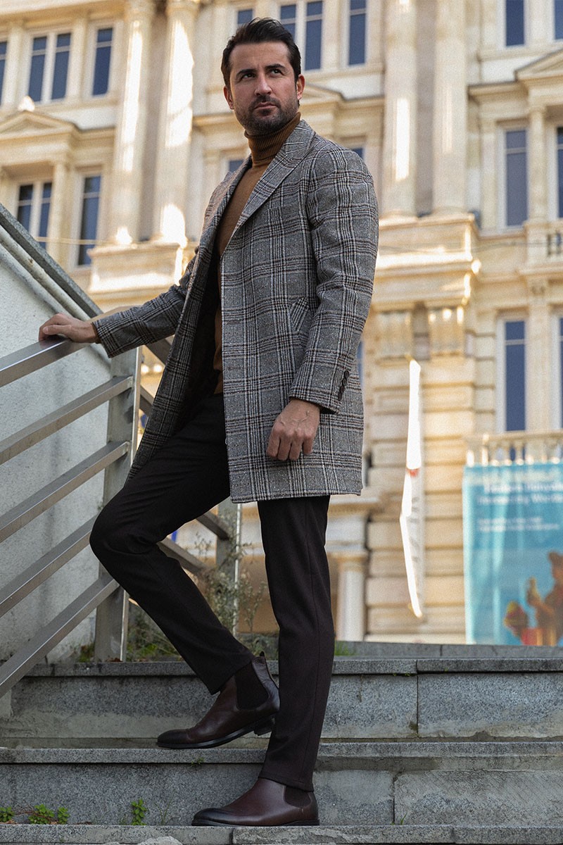 Ekoseli Slim Fit Kırlangıç Yaka Yün Erkek Kaban
