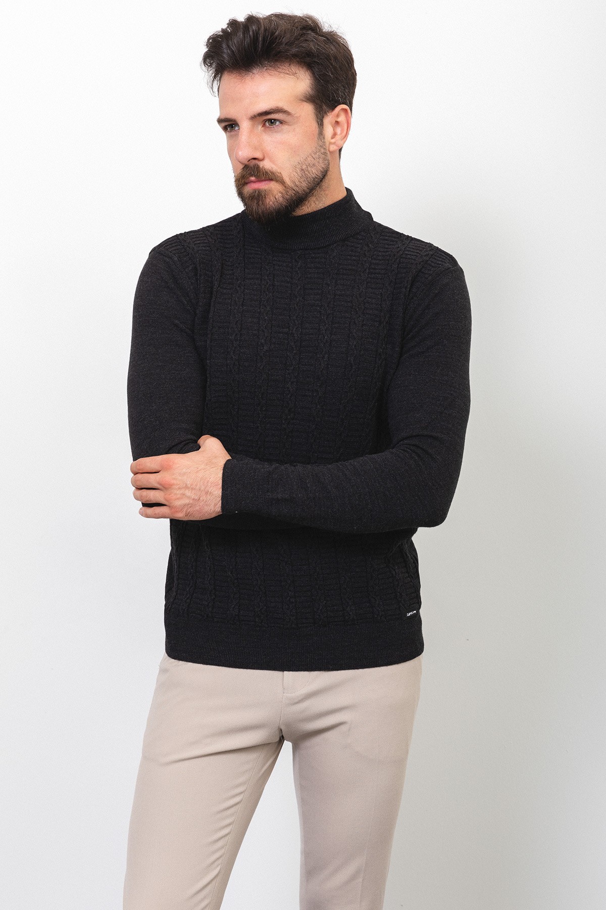Desenli Slim Fit Yarım Balıkçı Yaka Yün Erkek Kazak