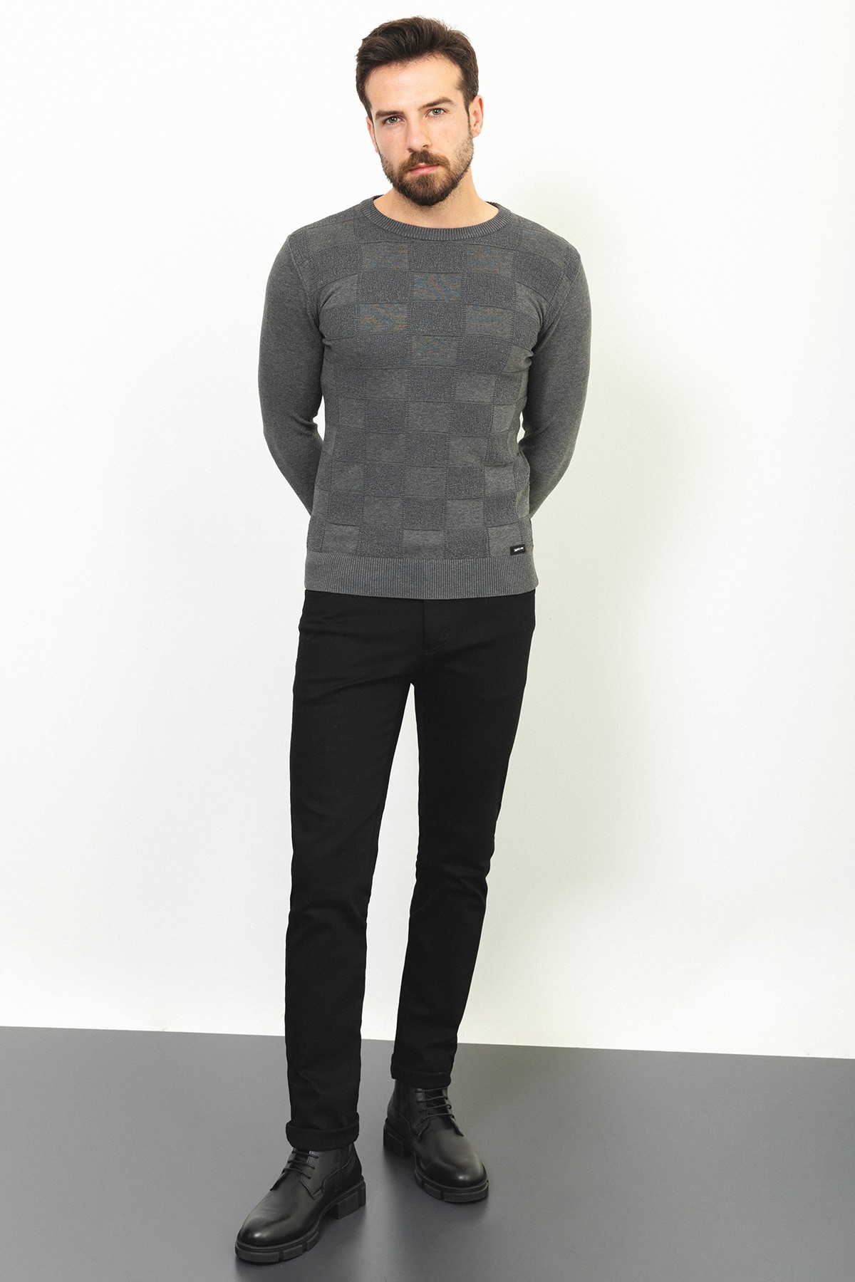 Kareli Slim Fit Bisiklet Yaka Erkek Kazak