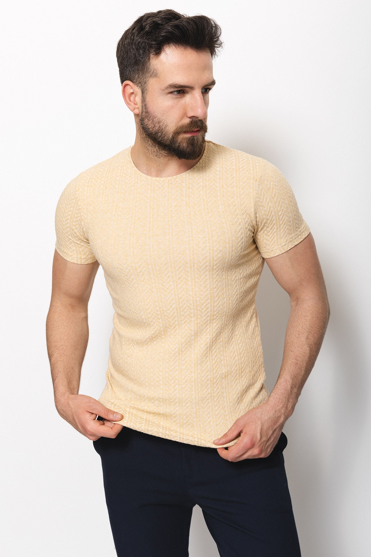 Desenli Slim Fit Bisiklet Yaka Erkek T-Shirt