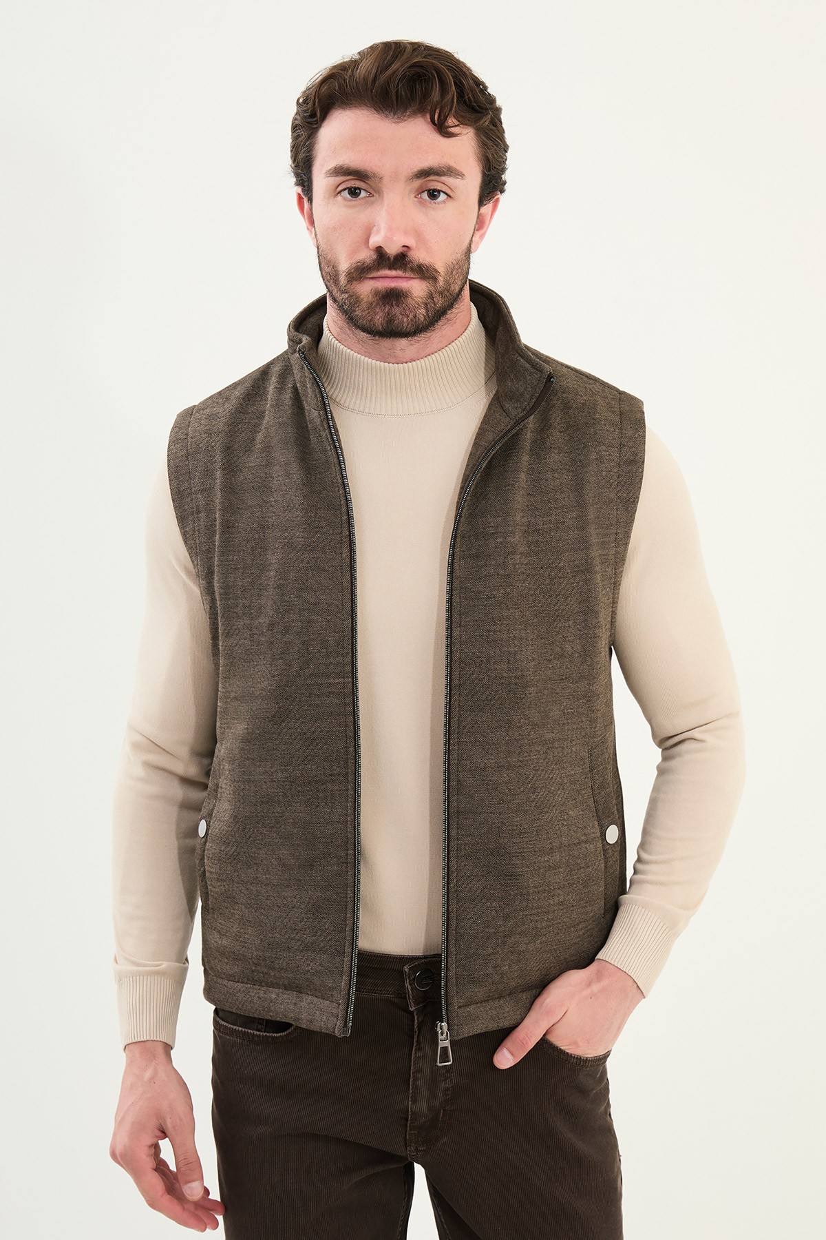 Kırçıllı Slim Fit Dik Yaka Erkek Yelek - Kahverengi
