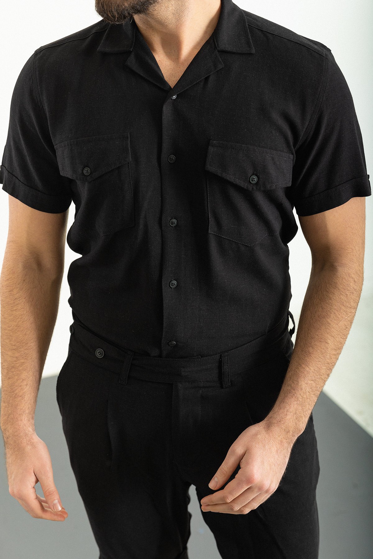 Düz Slim Fit Apaç Yaka Keten Erkek Gömlek Şort Takım