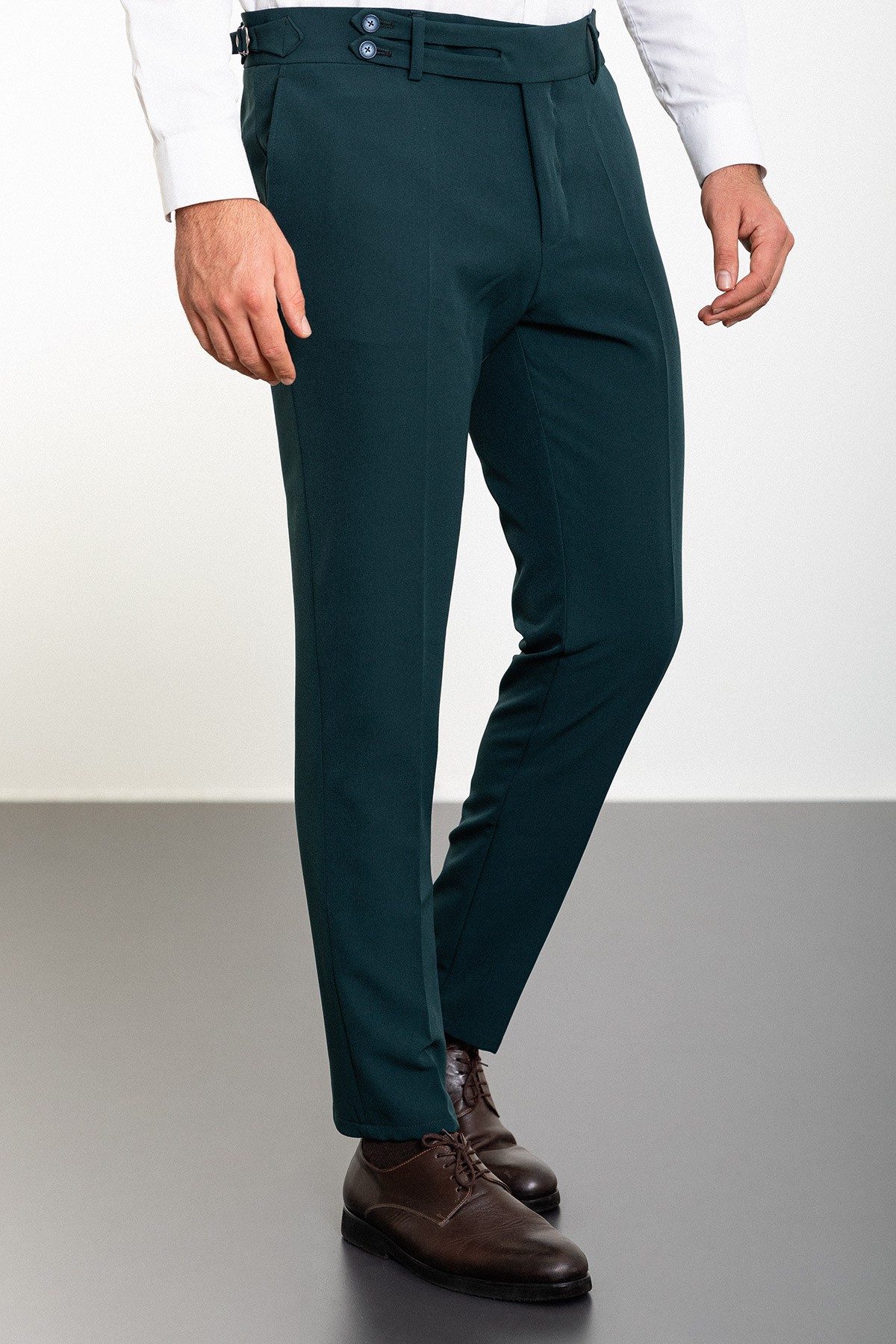 Düz Super Slim Fit Kemer Detaylı Tokalı Erkek Pantolon - Zümrüt