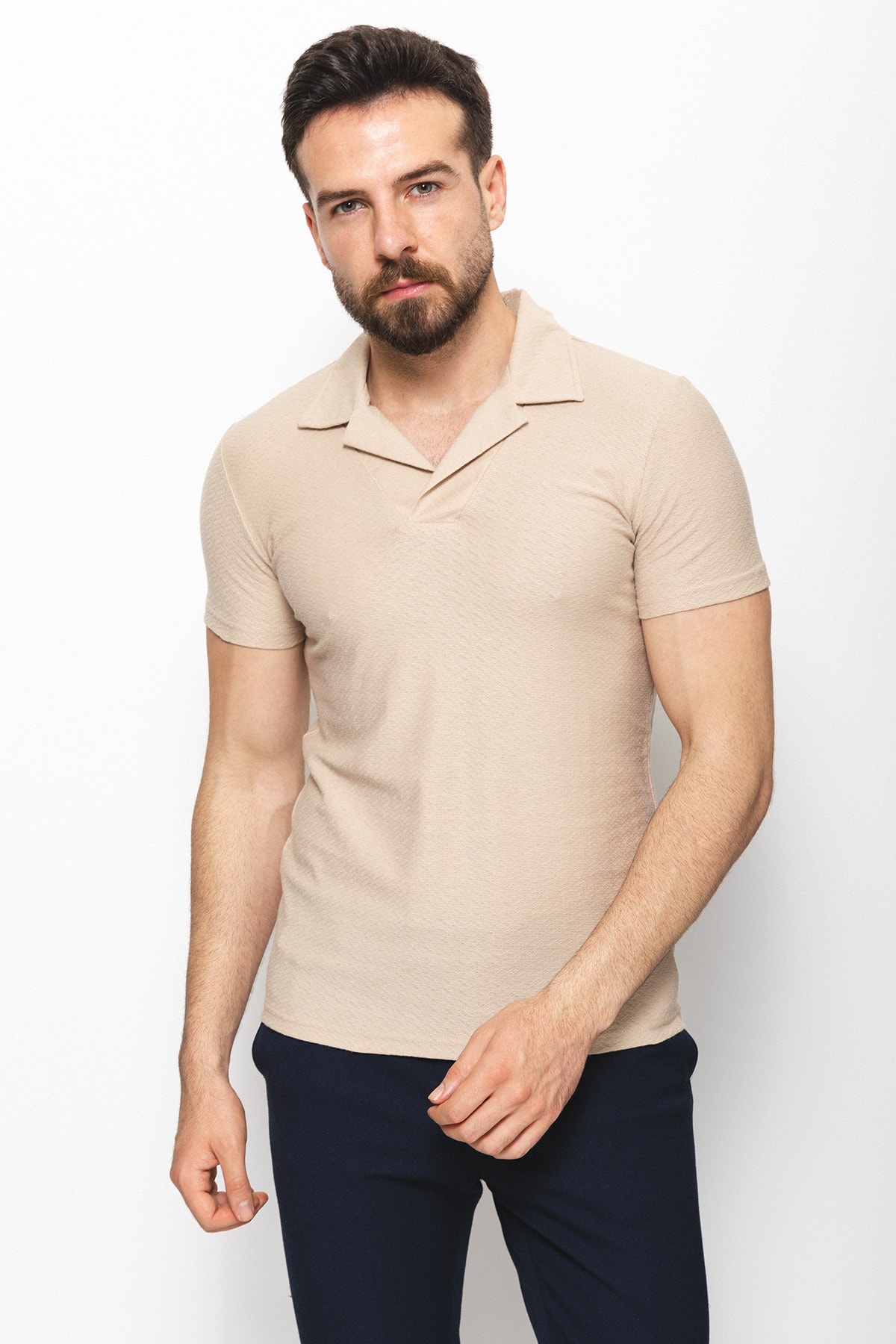 Desenli Slim Fit Apaç Yaka Erkek T-Shirt - Bej