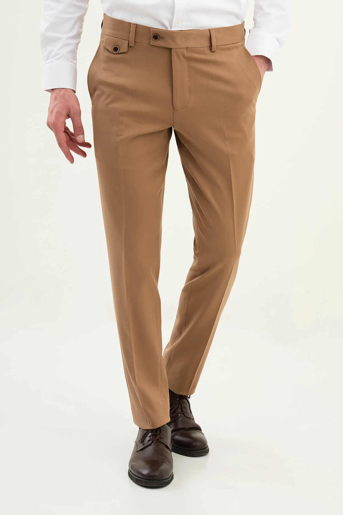 Düz Super Slim Fit Cep Detaylı Klasik Erkek Pantolon - Bej
