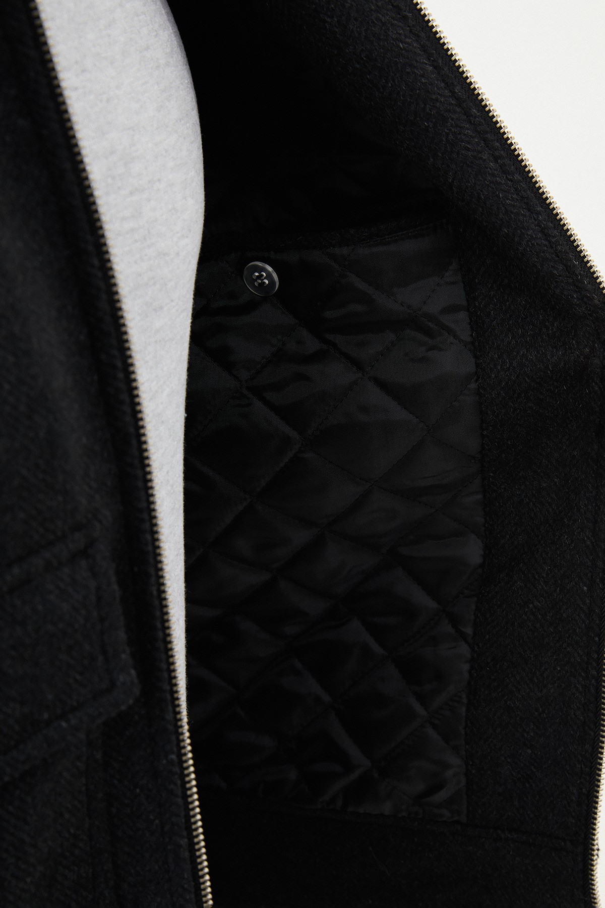 Desenli Slim Fit Torba Cep Kürklü Yaka Yün Erkek Mont