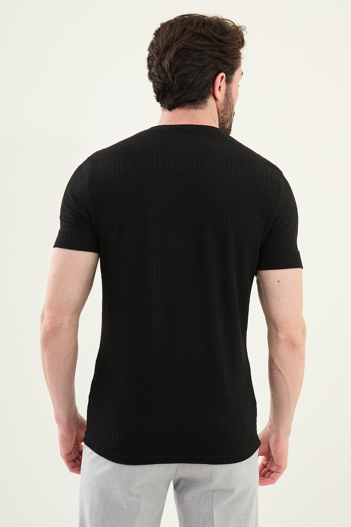 Desenli Slim Fit Bisiklet Yaka Erkek T-Shirt