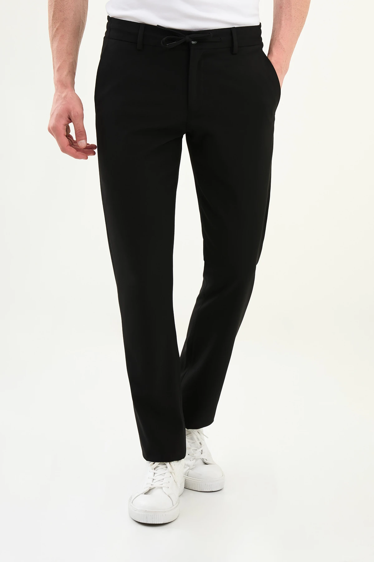 Düz Slim Fit İpli Beli Lastikli Erkek Pantolon - Siyah