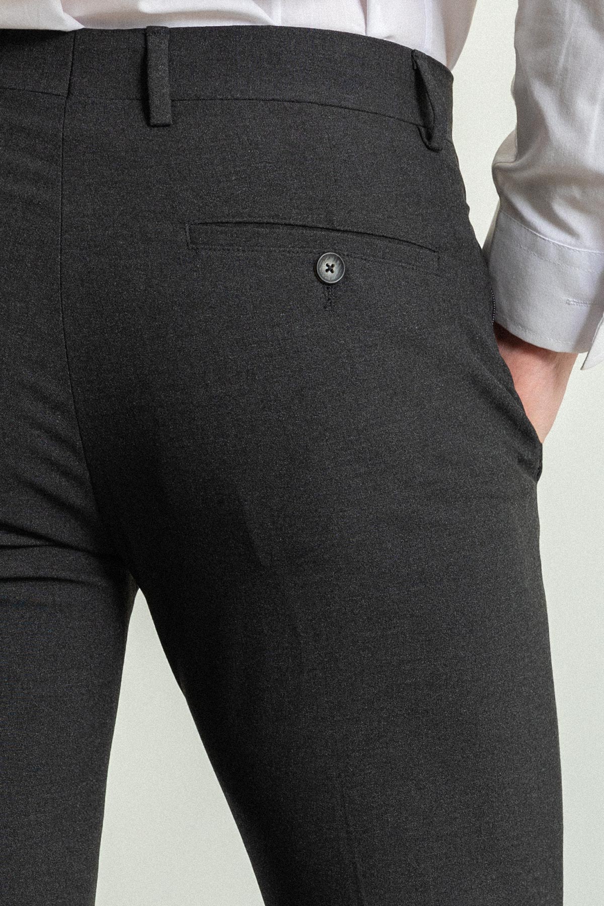Düz Super Slim Fit Cebi Fermuarlı Erkek Pantolon