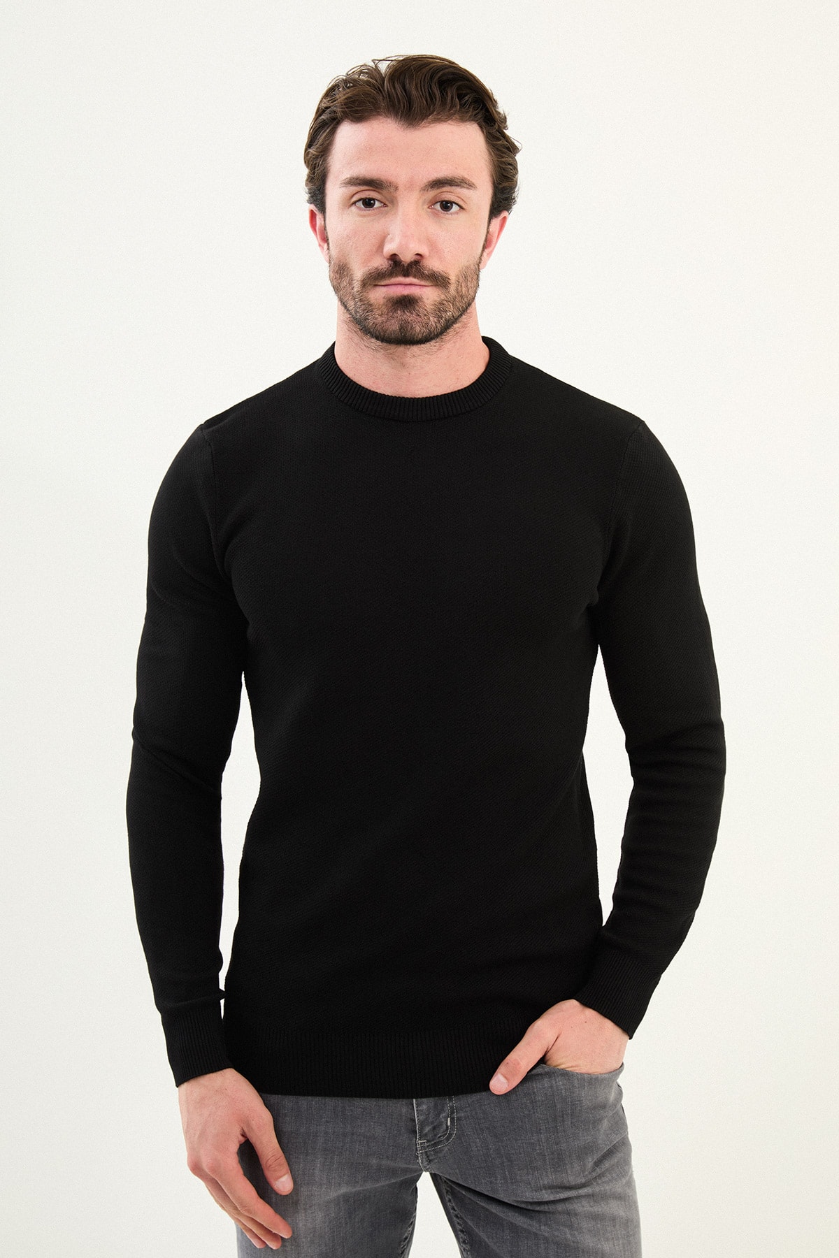 Desenli Slim Fit Bisiklet Yaka Erkek Kazak - Siyah